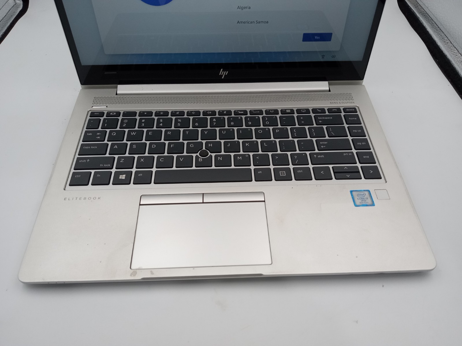 HP EliteBook 840 G5 14″ Touchscreen Intel Core i7 4GB 128GB SSD Windows 11