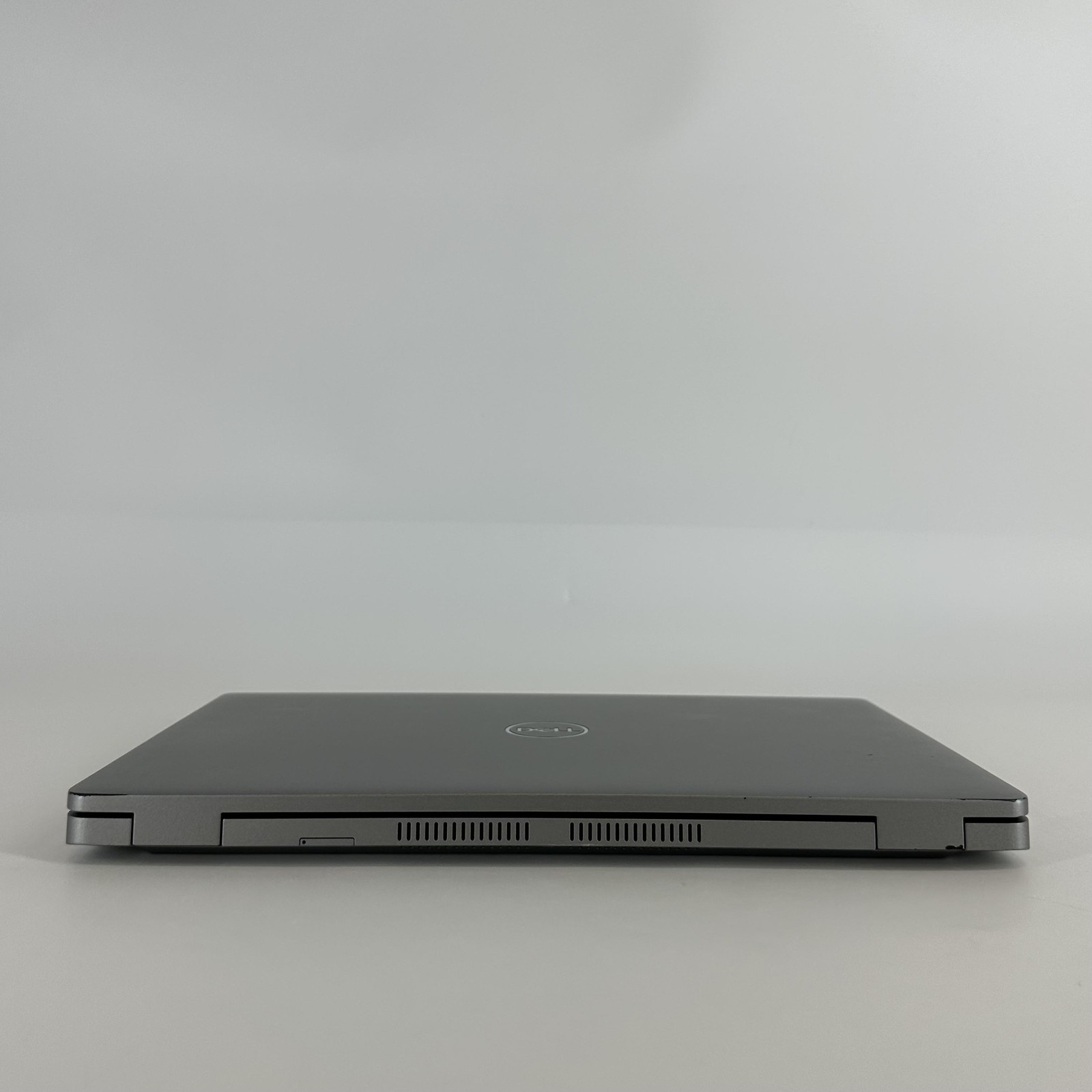 Dell Latitude 5430 14 Gray FHD 1.8 GHz i7-1265U 16GB 1TB SSD Very Good