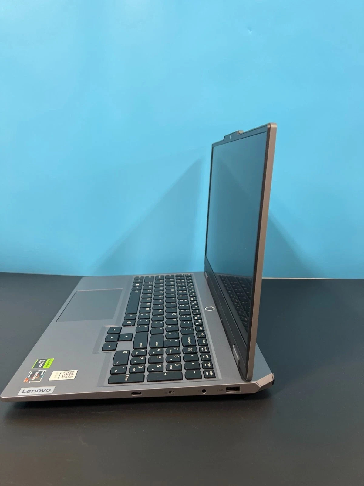 Lenovo LOQ 15.6″ Ryzen 7 7435HS 16/512GB NVIDIA GeForce RTX 4070 Luna Grey