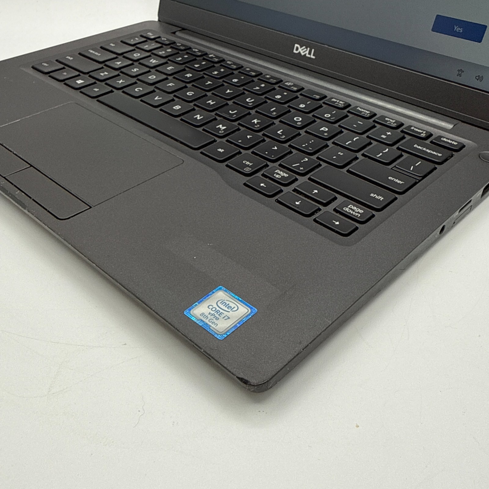 Dell Latitude 7300 13.3″ i7-8665U 8GB 256GB SSD Win11 Pro Laptop FHD Webcam