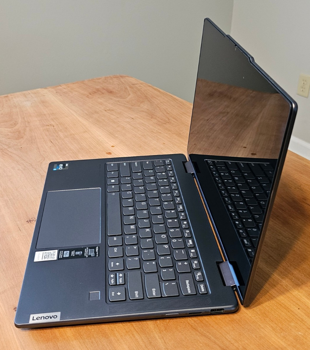 Nice Lenovo Yoga 7 14IRL8 2.2K 2-in-1 Touch i7-1355U 16GB 512GB NVMe 94% Battery