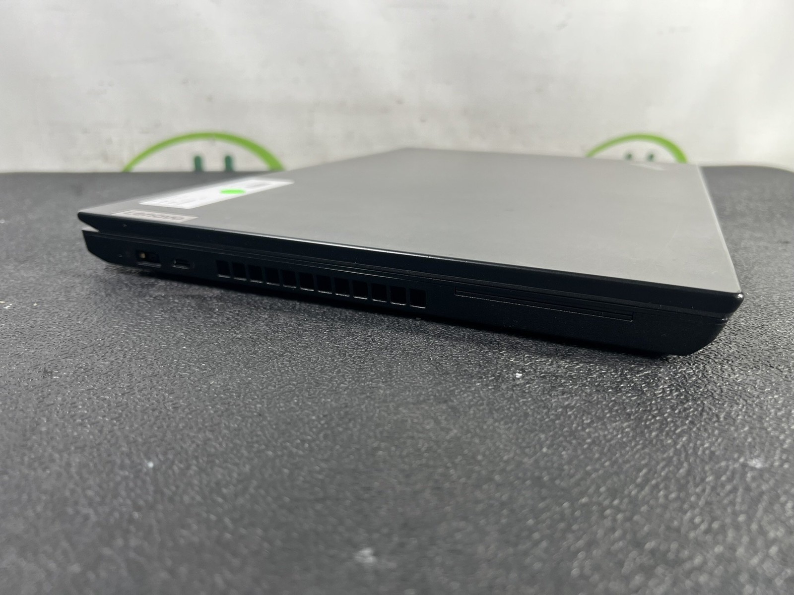 Lenovo ThinkPad P15v Gen 2 i7-11800H 2.3GHz 32GB DDR4 1TB M.2 Quadro T600