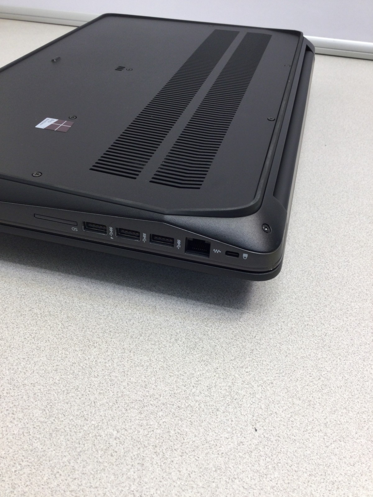 HP ZBook 17 G3 core i7 6th gen 2.60ghz 256GB SSD 8GB RAM 17.3” WIN 11 PRO