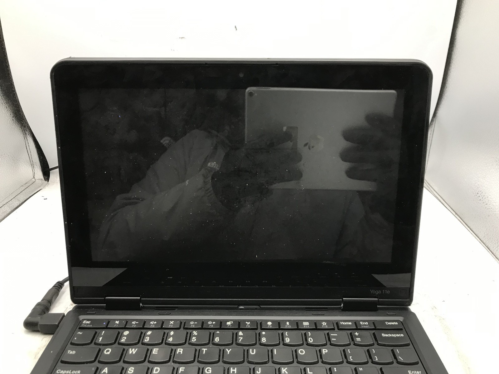 LENOVO THINKPAD YOGA 11E – FOR PARTS/REPAIR – INTEL M3-8100 – 4GB RAM – READ -BB