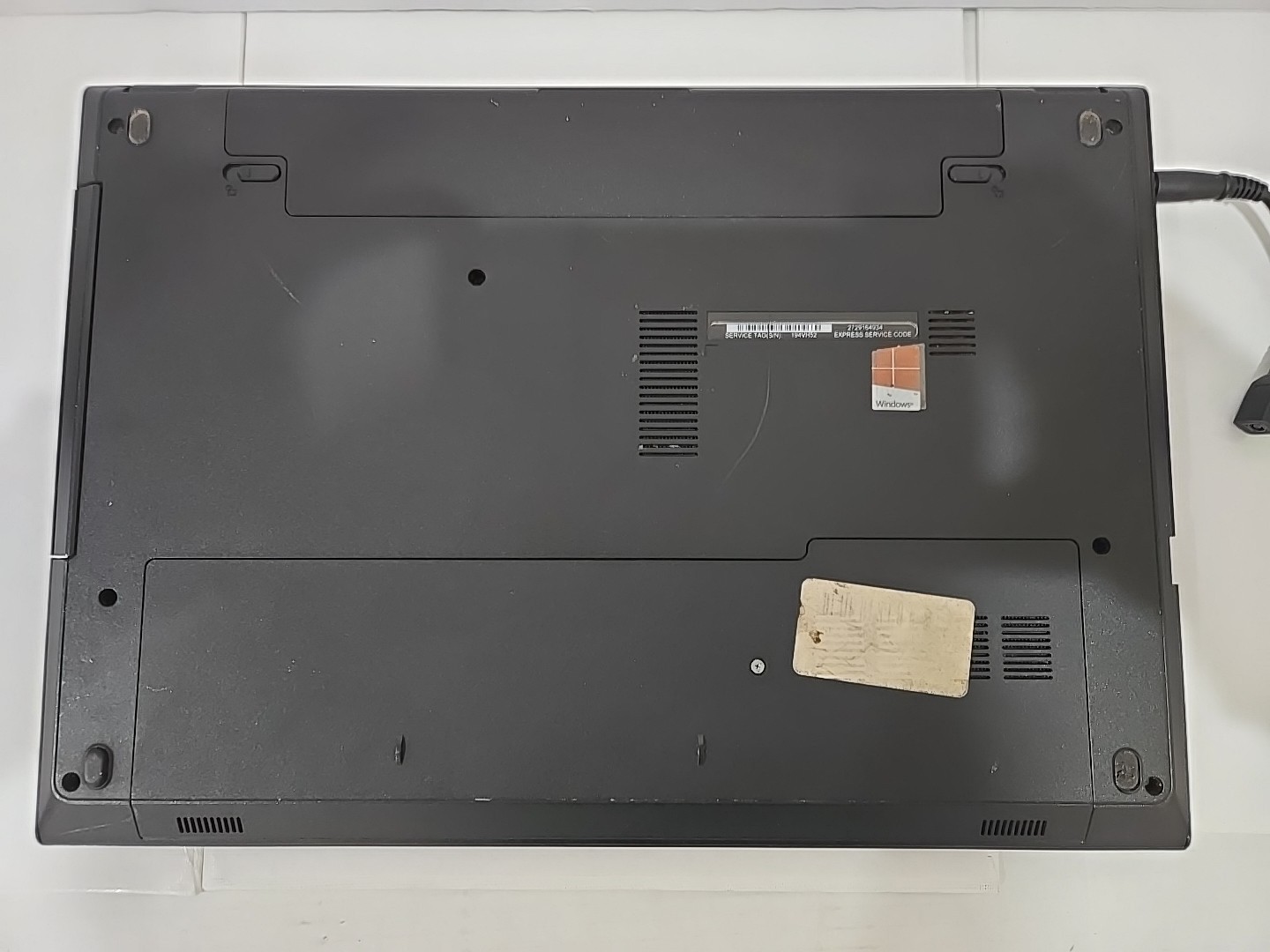 Dell Inspiron 15 3000 15.6″ AMD A6-9200 2.0 GHz 4GB Works Selling For Parts