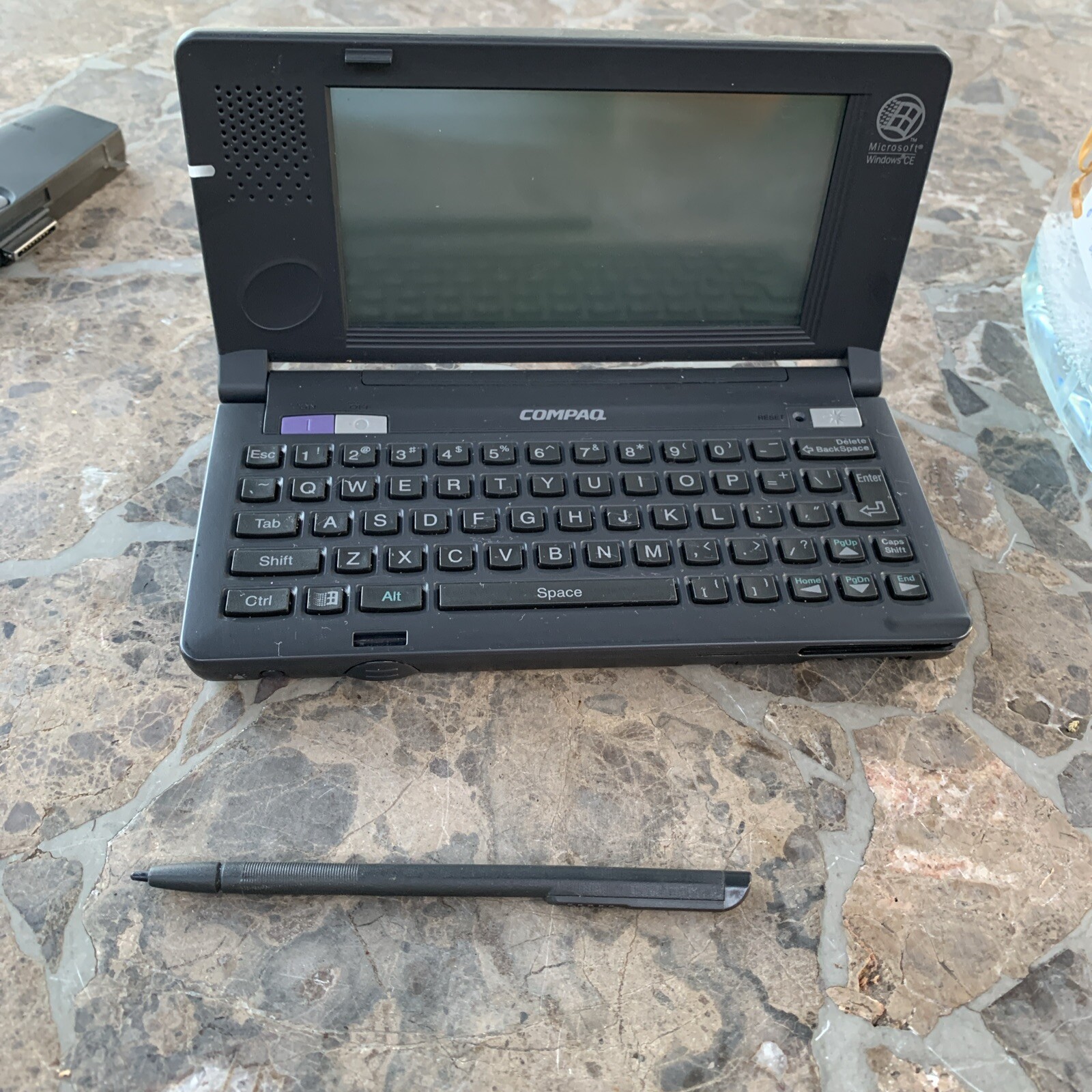 Rare Vintage COMPAQ C120+ Palmtop Mini Pocket PC PDA Retro Laptop With Charger