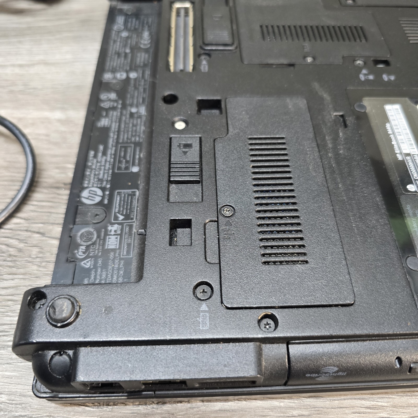 HP EliteBook 8440p i5-M520 2.40GHz 1600×900 3GB RAM FOR PARTS No Charger