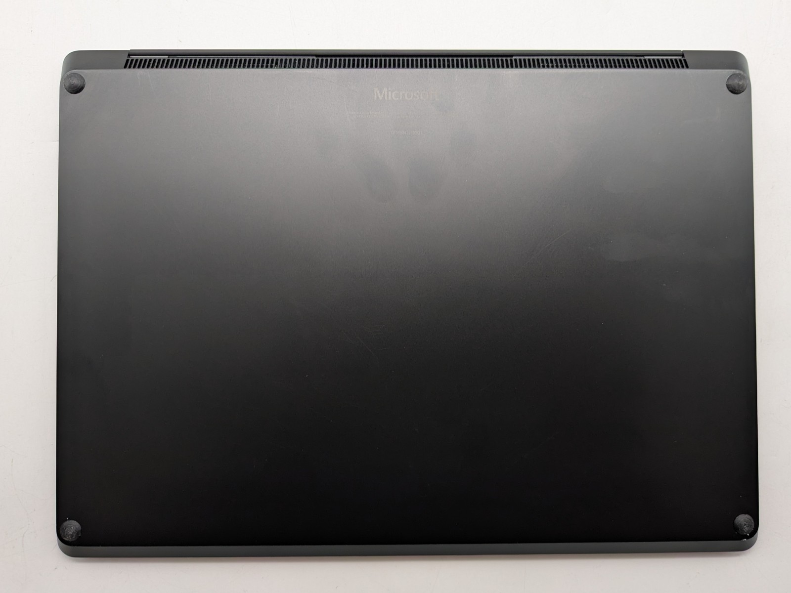 Microsoft Surface Laptop 6 13″ 2256 x 1504 ULTRA 5 135H 256GB SSD 16GB W11P