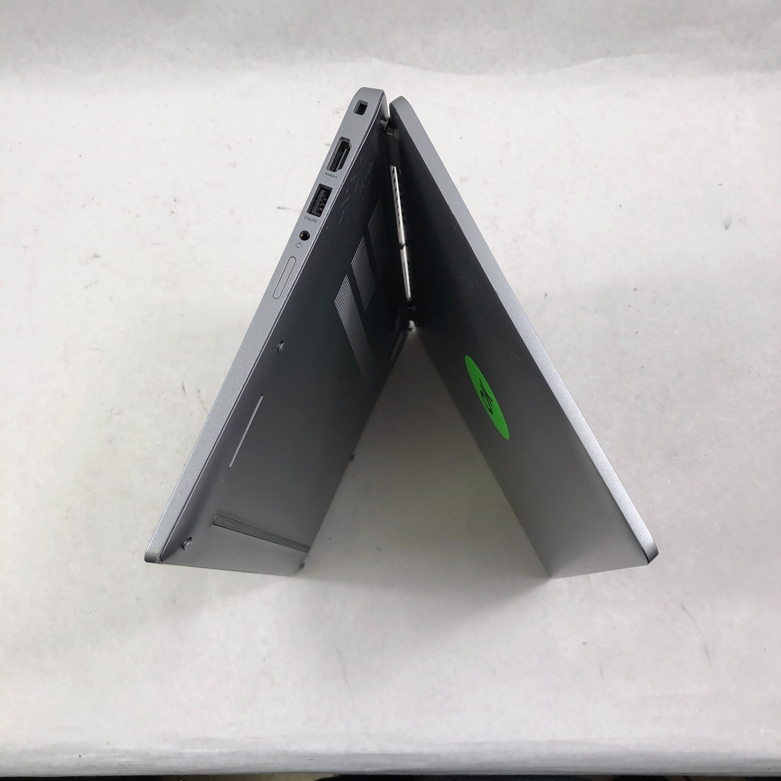 Dell Latitude 5320 2 in 1 TOUCH Intel Core i5-1135G7 @ 2.40GHz 8GB RAM NO SSD