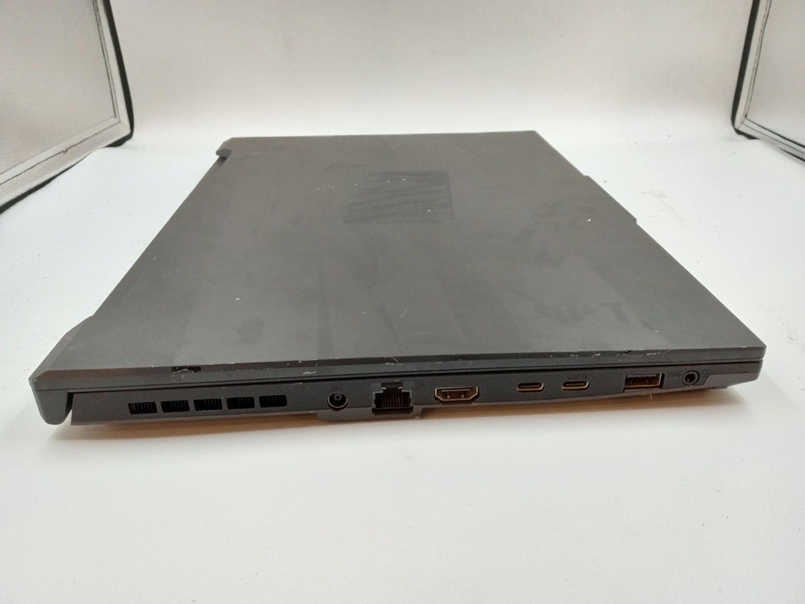 Asus TUF Gaming A16 FA617NS 15.6″ AMD Ryzen 7 7735HS Radeon RX 7600S BOOTS READ