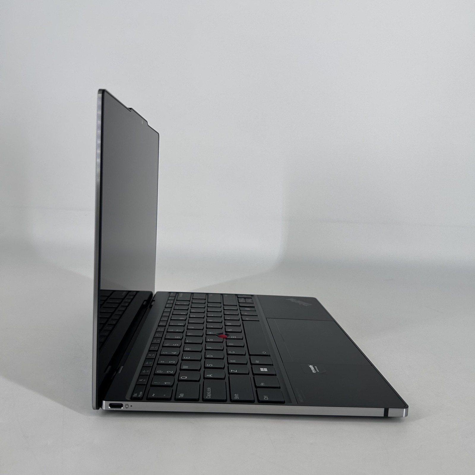 Lenovo ThinkPad Z13 Gen 1 FHD+ TOUCH Ryzen 7 PRO 6850U 16GB 512GB- BAD MIC & CAM
