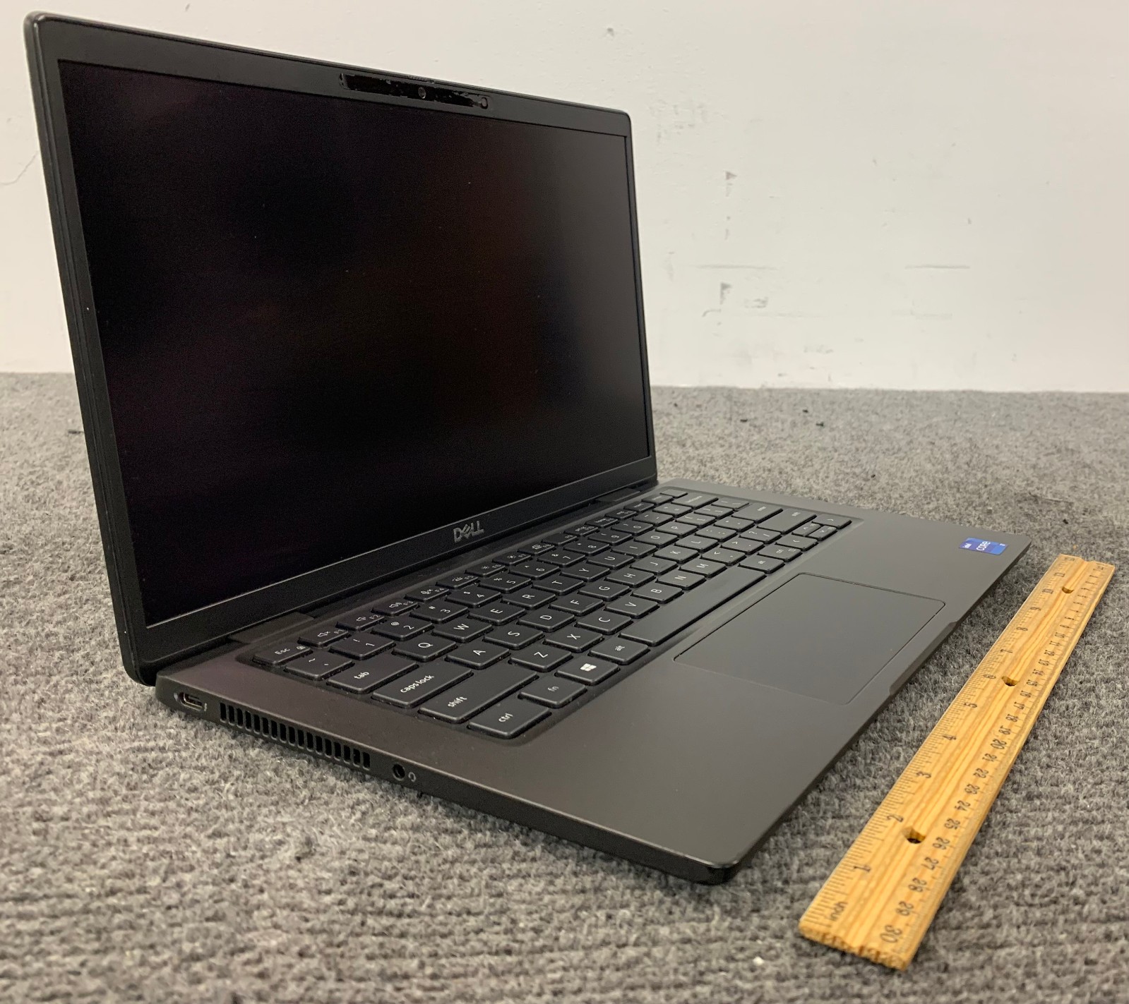 Dell Latitude 7320 13.3″ Touch Laptop i7-1165G7 16GB, No Storage, Admin Password