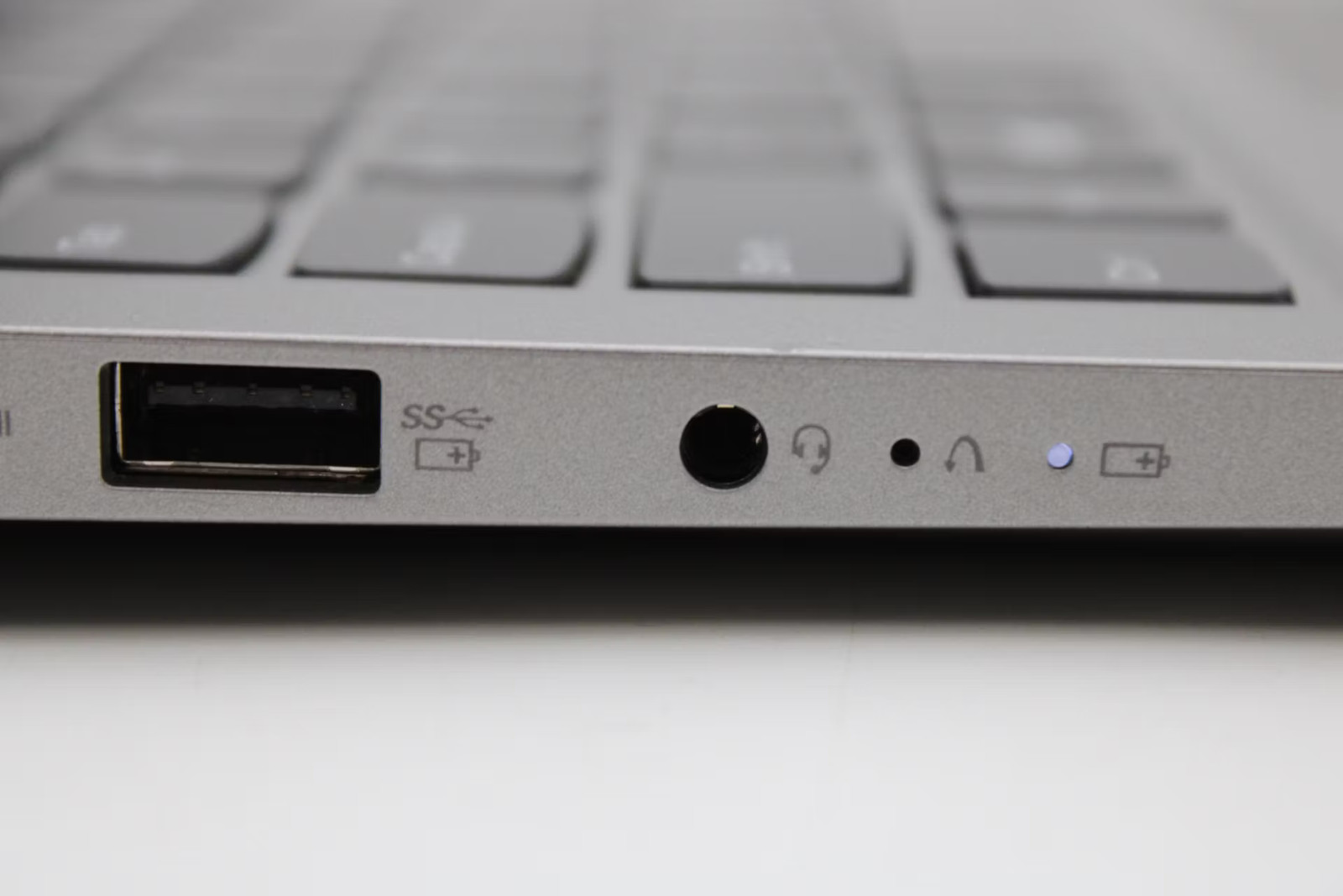 Lenovo ThinkBook 15 G4 IAP i5-1235U, 256GB NVMe, 16GB RAM