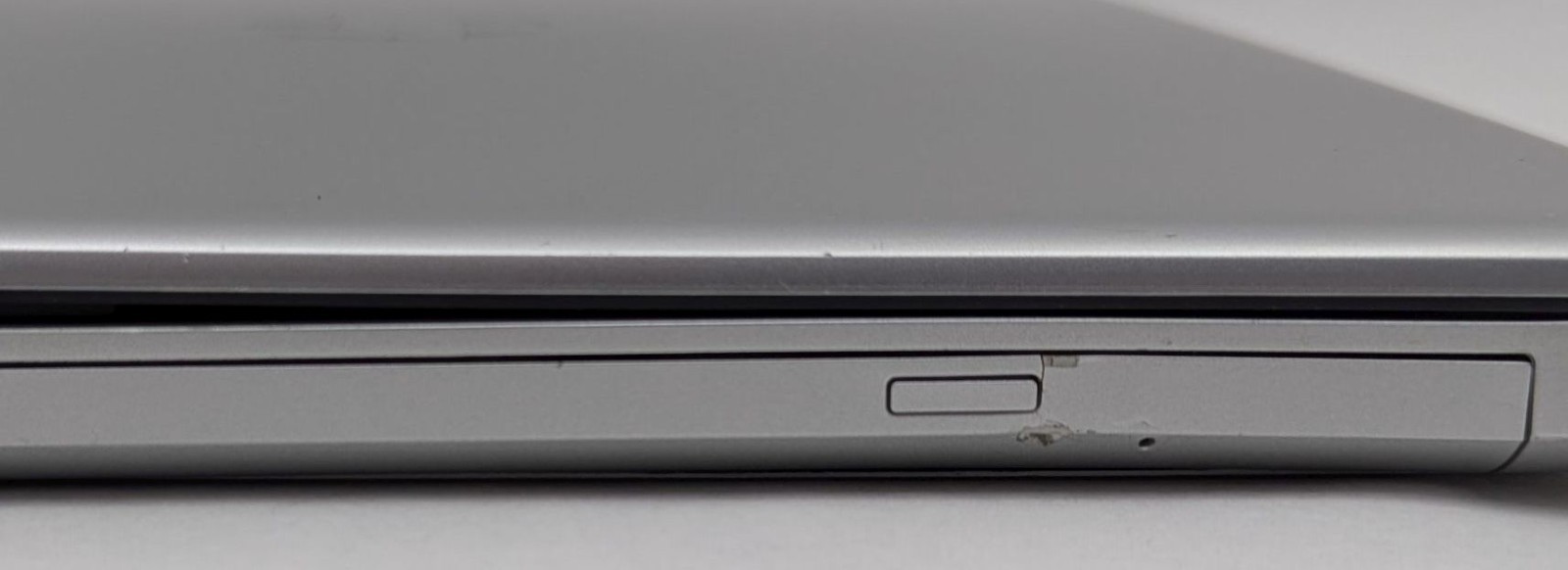 Incomplete HP Notebook 15-da0032wm 15.6″ Laptop Intel i3-8130U 2.20GHz 8GB RAM