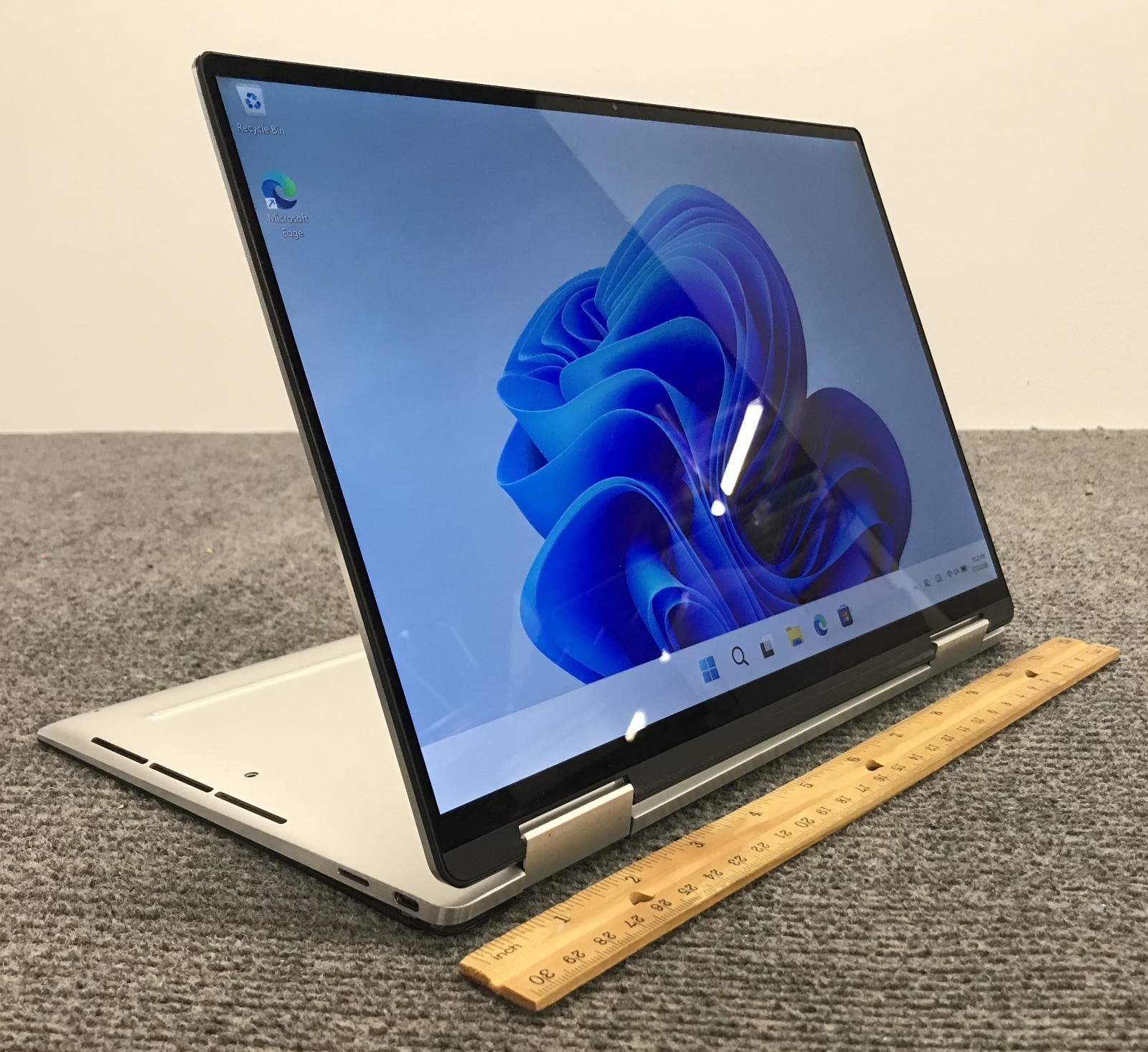 Dell XPS 13 7390 4K 13.3″ 2-in-1 Laptop i5-1035G1 8GB RAM 256GB NVMe