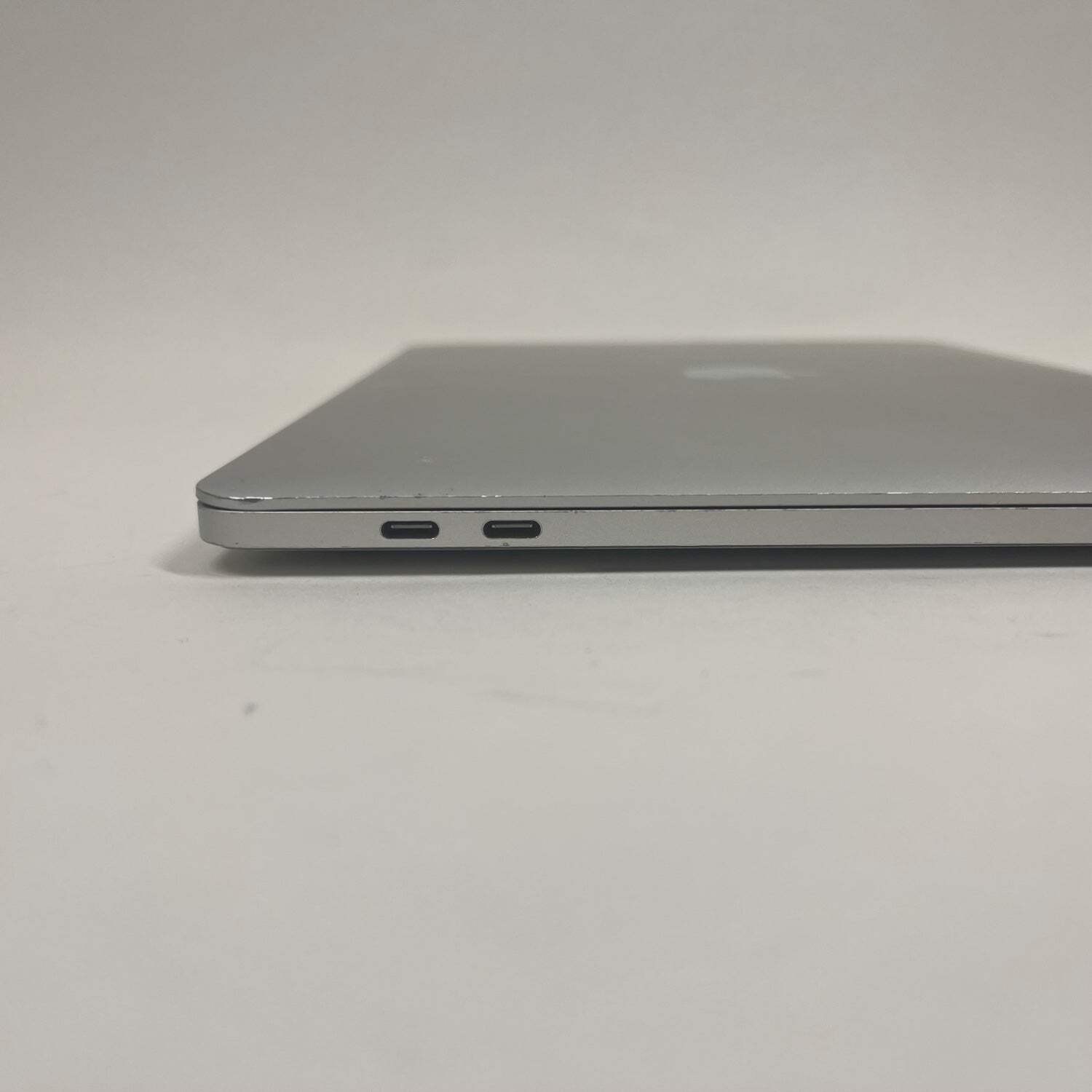 Broken 2018 Apple MacBook Pro 13.3″ i5 2.3GHz 8GB RAM 512GB SSD A1989 Bad Batt