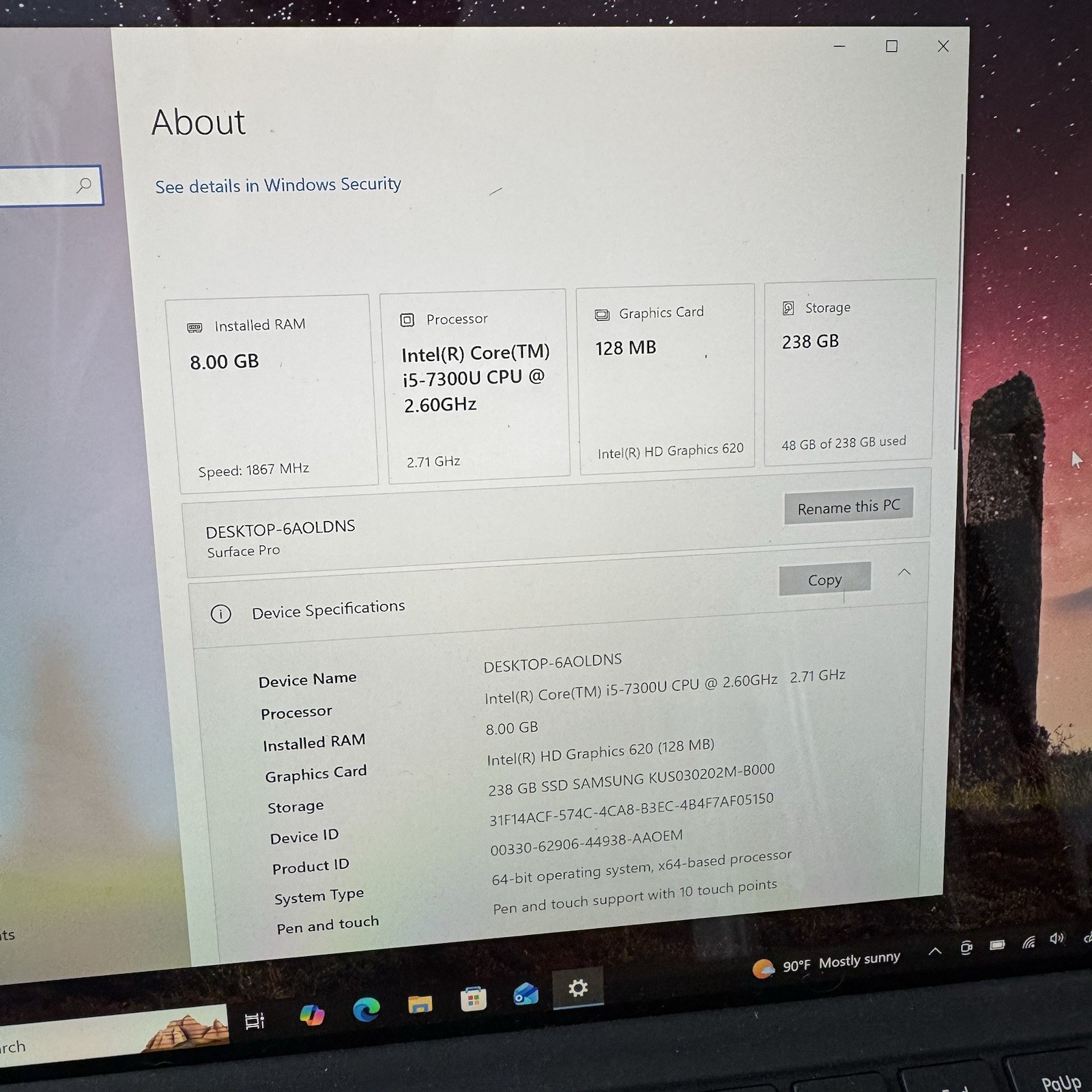 Microsoft Surface Pro 12.3 inch (256Gb, Intel Core i5-7300U @ 2.60GHz, 8GB RAM)