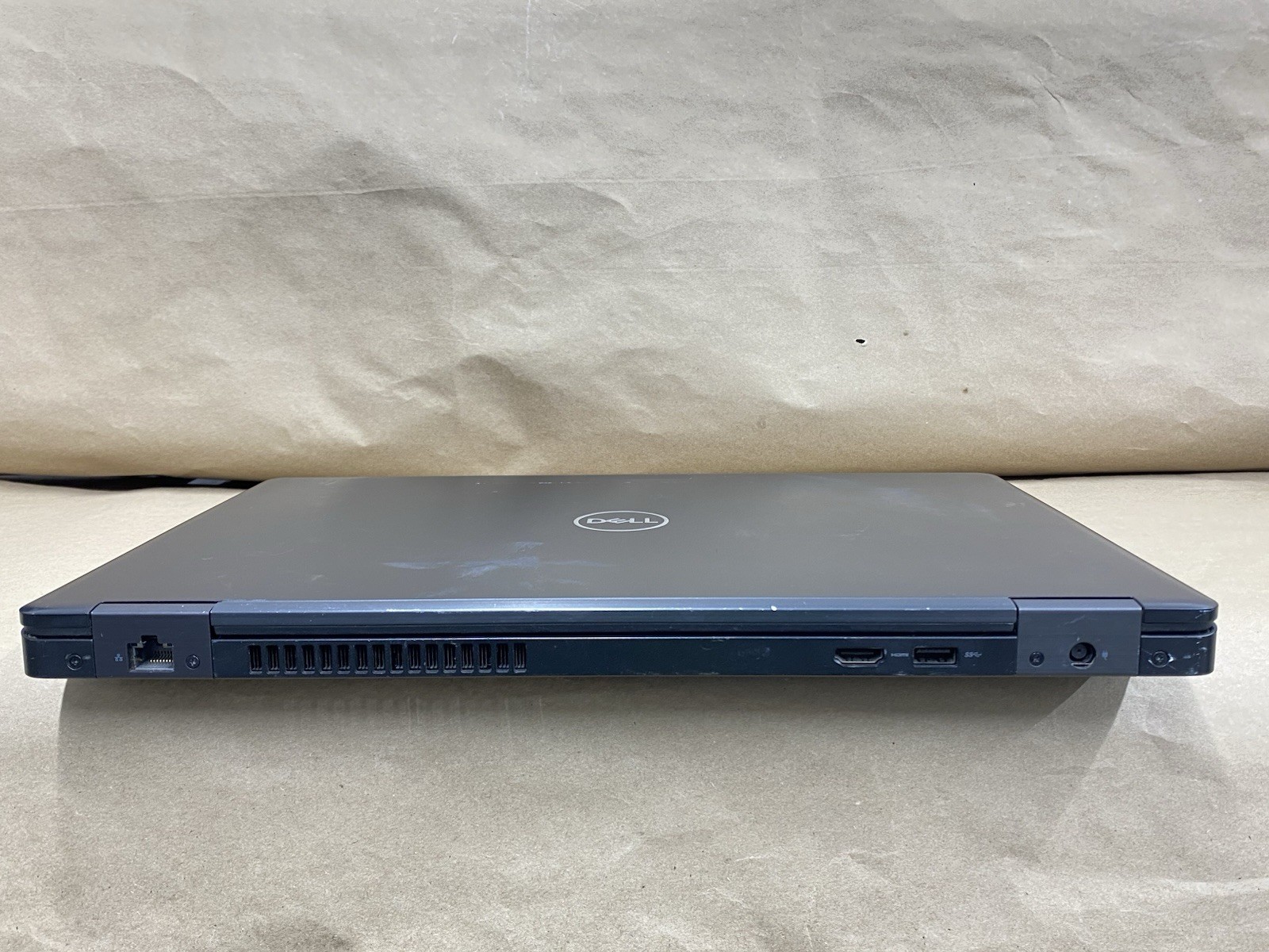 Dell Latitude 5590 – 15″ FHD – i7-8650U – 8GB – 128GB SSD – Win 11 Pro – READ