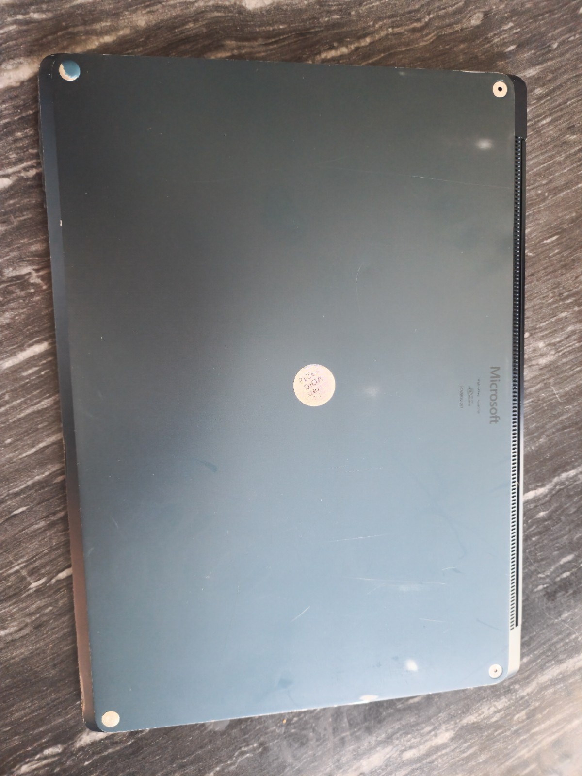 Microsoft Surface Laptop 13.5″ Intel Core i5-7200U 8GB 238GB SSD Blue w/ Charger