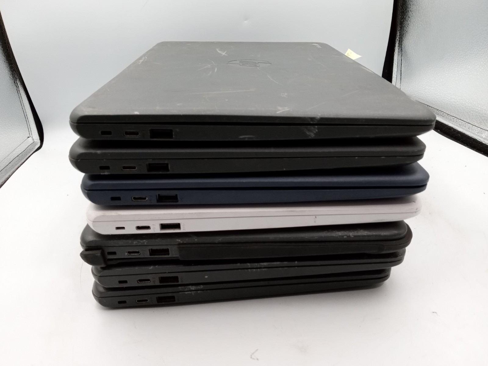 Lot of 7 – HP Chromebook 14 – 14″ Laptops – FOR PARTS – VARIOUS ISSUES -RR
