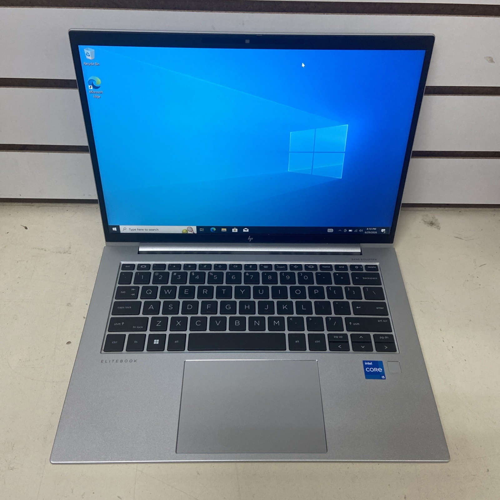 HP Elitebook 840 G9/1.7ghz Core i5-12th gen- 12 CORE/16GB/256GB SSD/14″-W10Pro!!