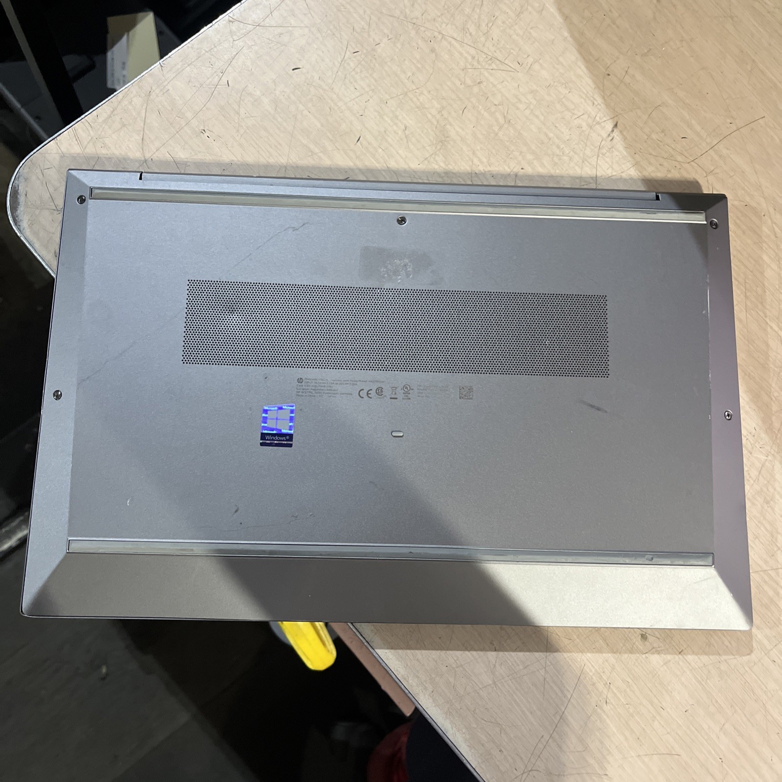 HP ZBOOK FIREFLY 15 G7 INTEL CORE I7 10TH GEN 8GB RAM NO HD
