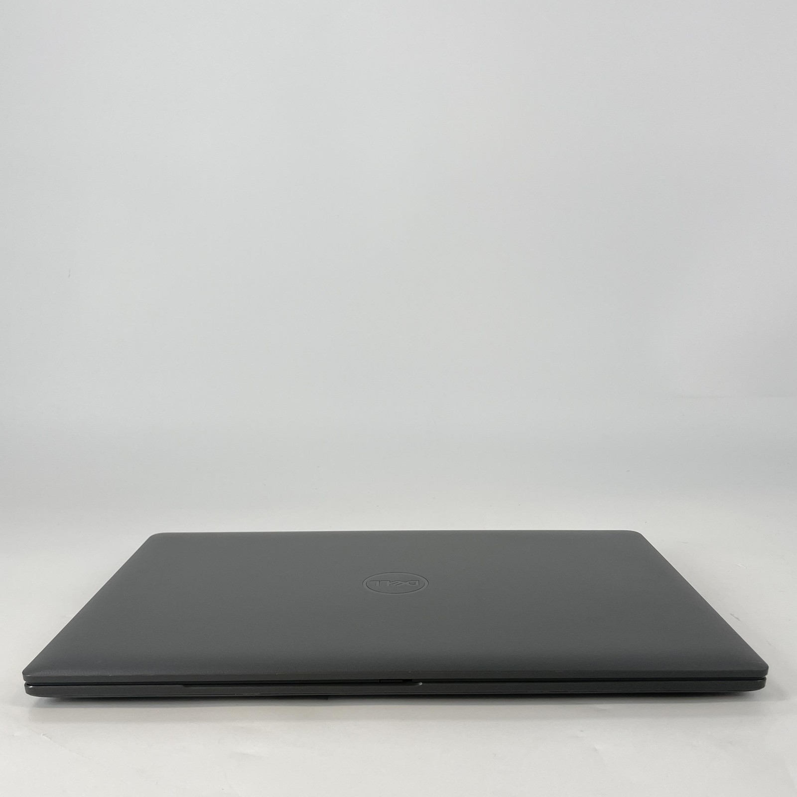 Dell Latitude 3540 15.6 Black FHD 1.3 GHz i5-1335U 16GB 256GB SSD – Good