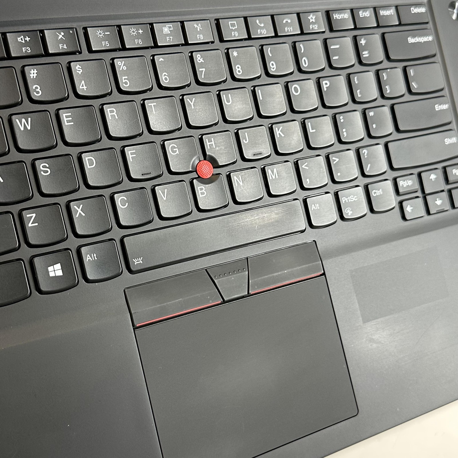 Lenovo ThinkPad P1 Gen 3 15 FHD i9-10885H 2.40GHz 16GB 512GB Quadro T2000 Max-Q
