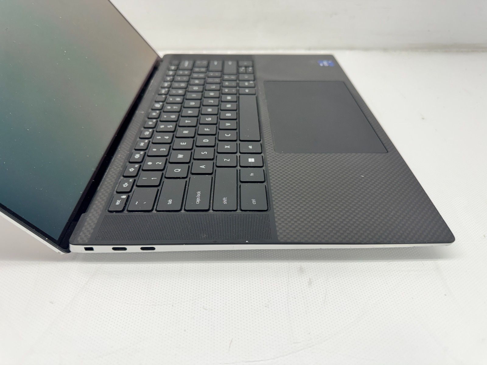 Dell XPS 15 9510 TS 4K Laptop i9-11900H@2.5GHz 32GB 1TB 3050Ti Win11 w/AC *READ*