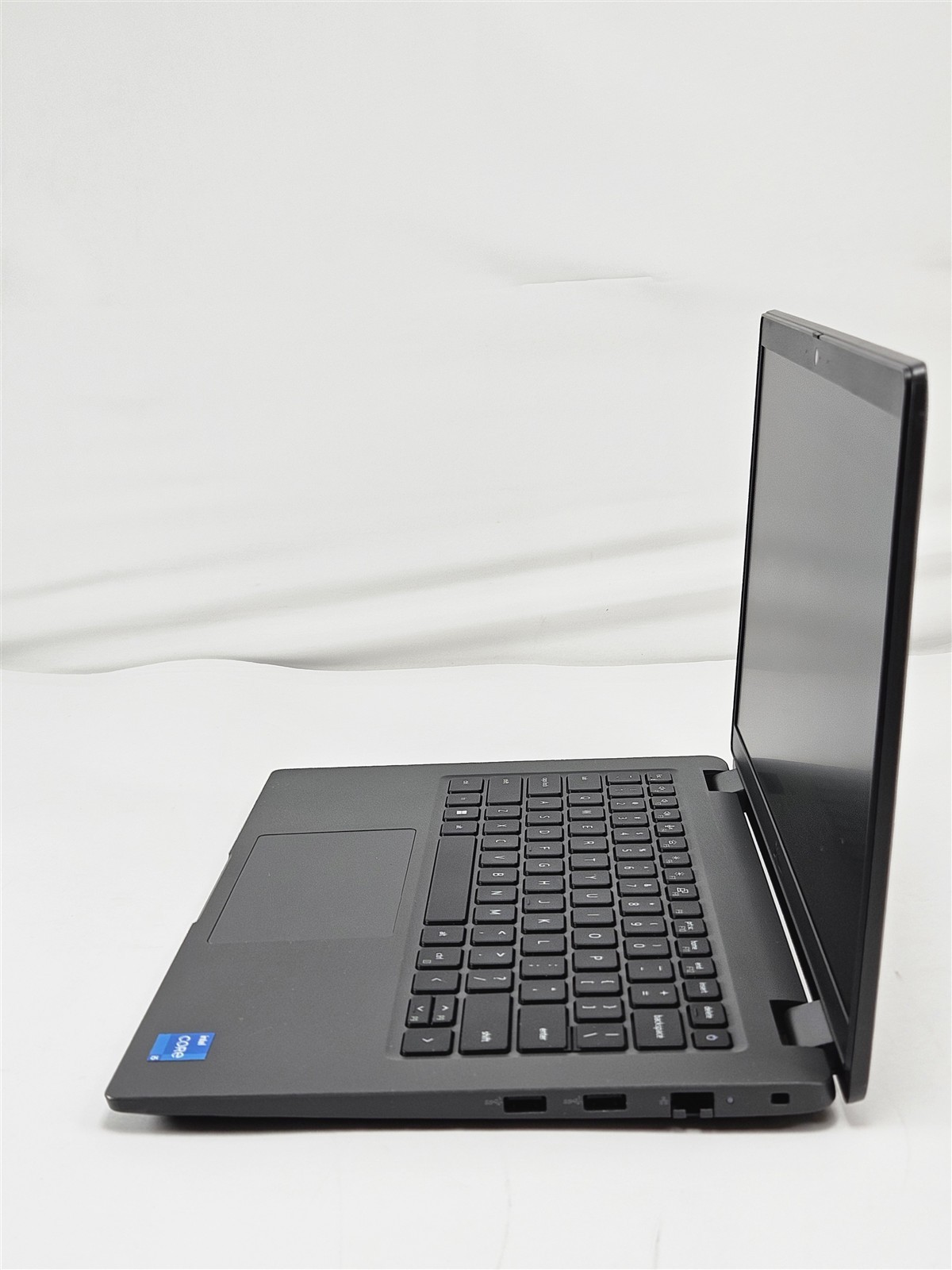 Dell 14″ i5-1335U Latitude 3440 256GB SSD 16GB RAM Intel UHD Graphics No OS