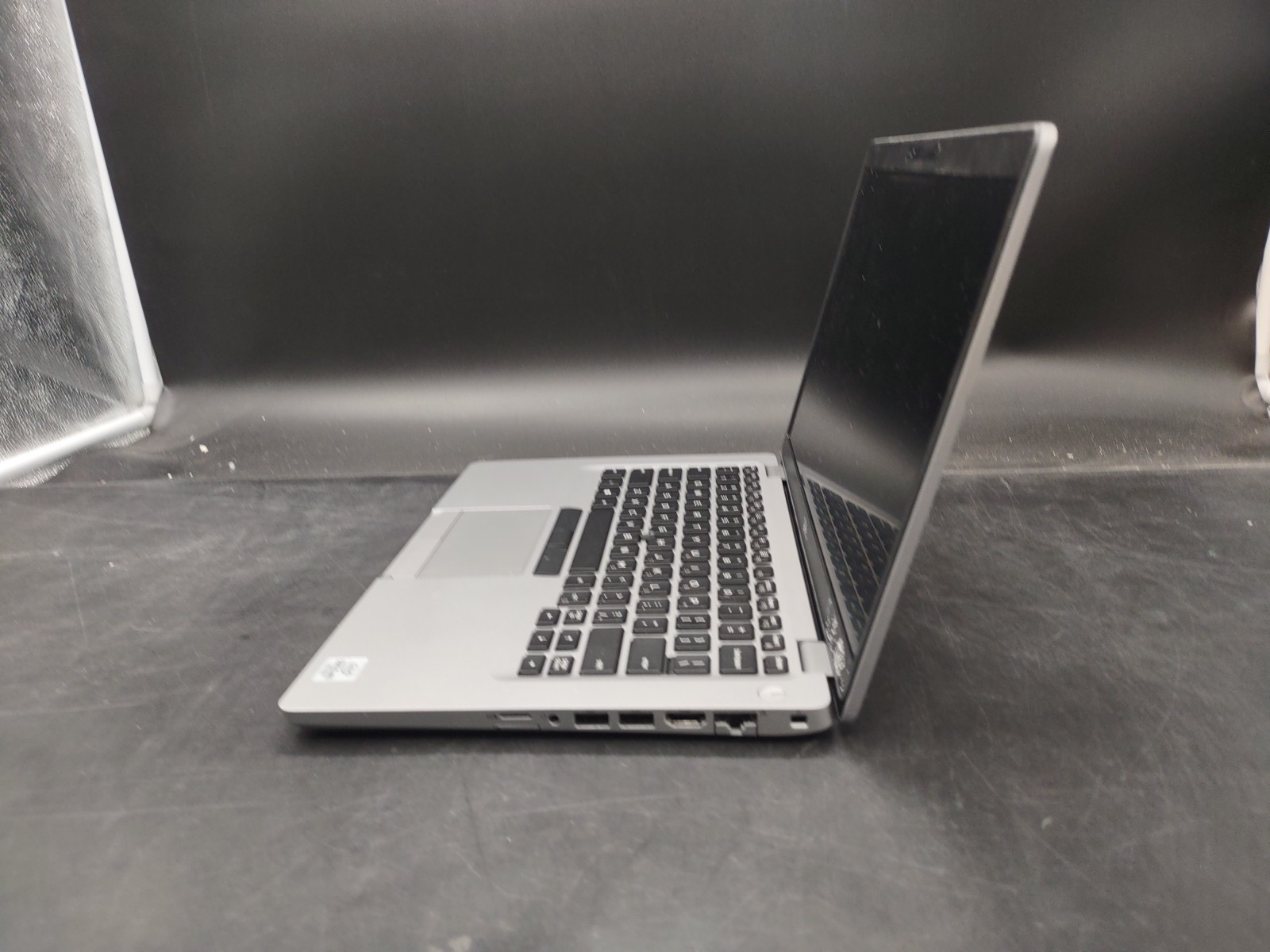 Dell Latitude 5410 i5 10310U @ 1.70GHz 16GB RAM NO SSD NO OS