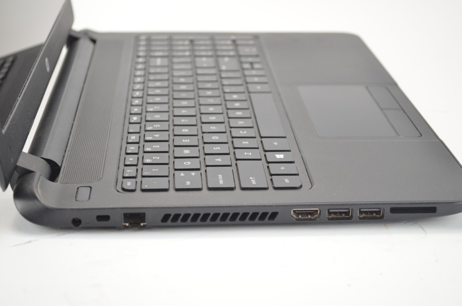 HP NOTEBOOK PC 15-F305DX AMD A6-5200 2.0 GHz 4GB RAM NO HDD NO OS PARTS