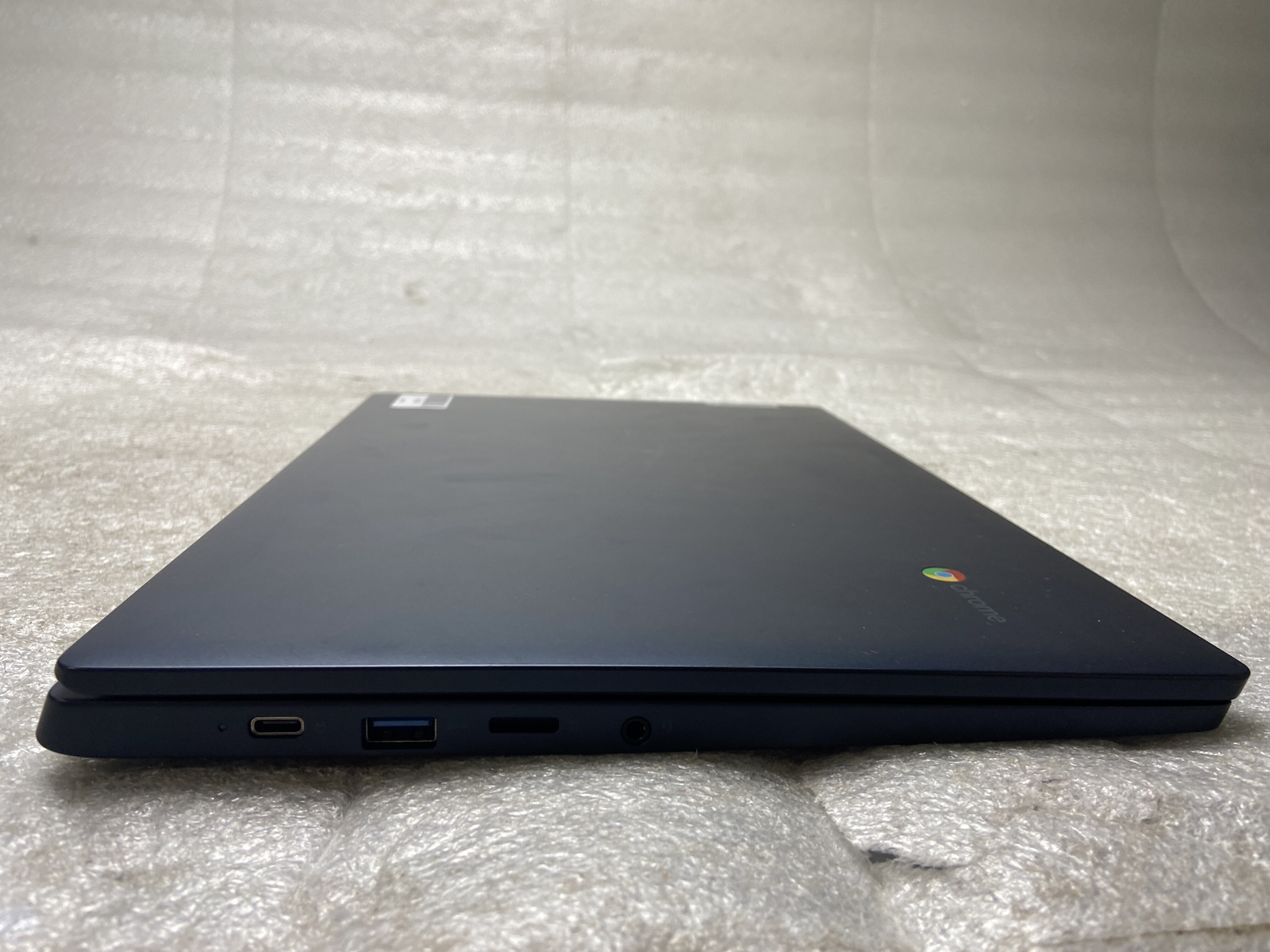 Lenovo ideapad 3 CB-14IGL05 Celeron N4020 1.1GHz 4GB RAM 64GB eMMC ChromeOS