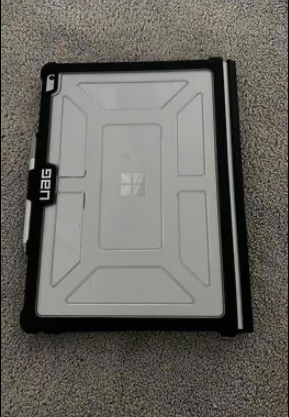 Must GO MICROSOFT SURFACE BOOK 3 accessories included