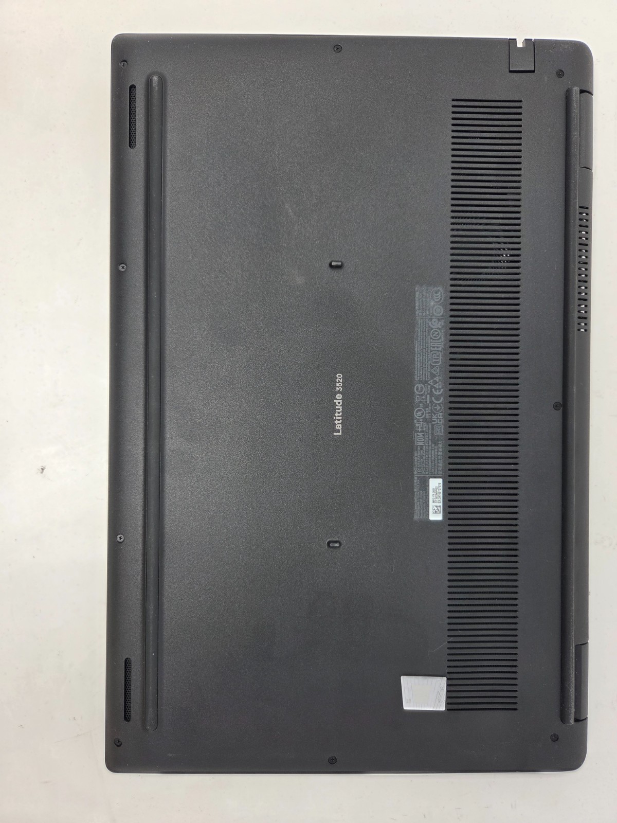 DELL LATITUDE 3520 i7-1165G7 2.80GHZ 16GB–512GB SSD WIN 11 PRO