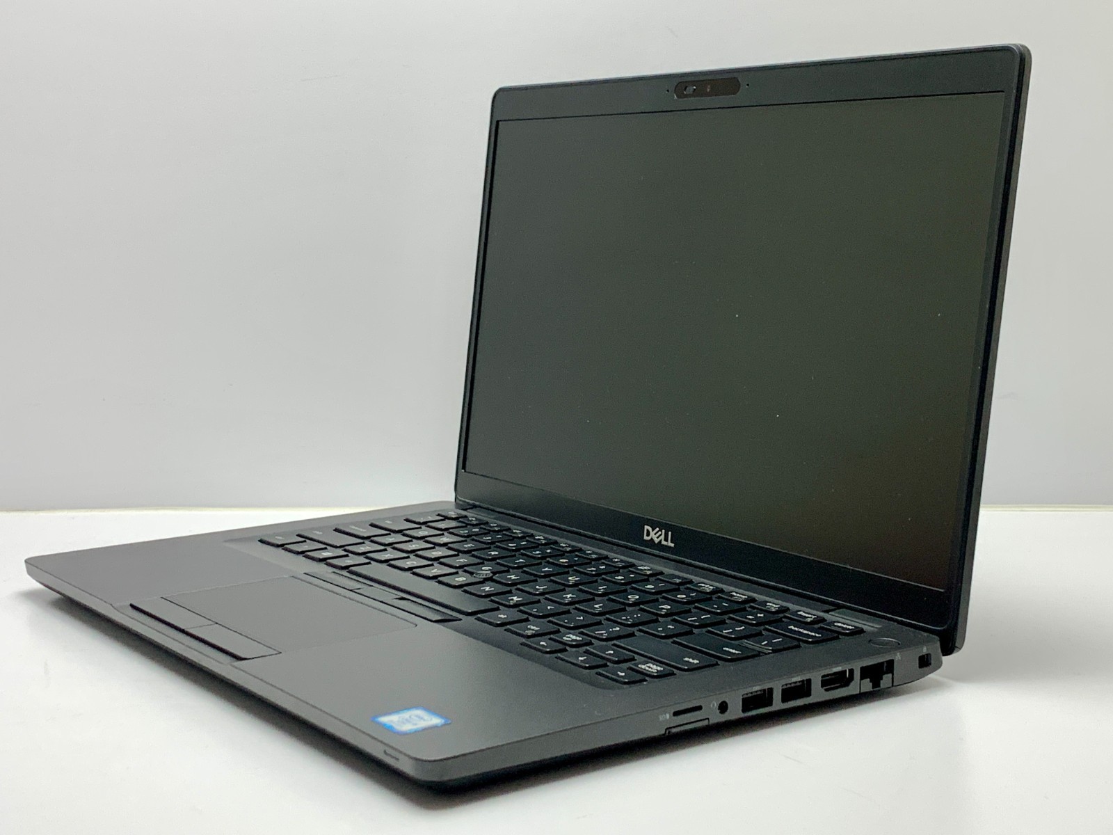 Dell Latitude 5400 | i5-8365U | 16GB RAM | 256GB NVMe | LINUX | BAD KEYS