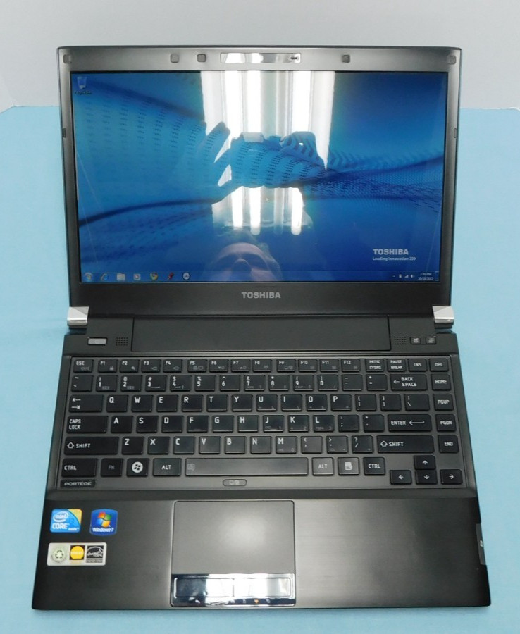 Toshiba Portege R705-P25 Windows 7 laptop ~ factory reset + upgradable to Win 10
