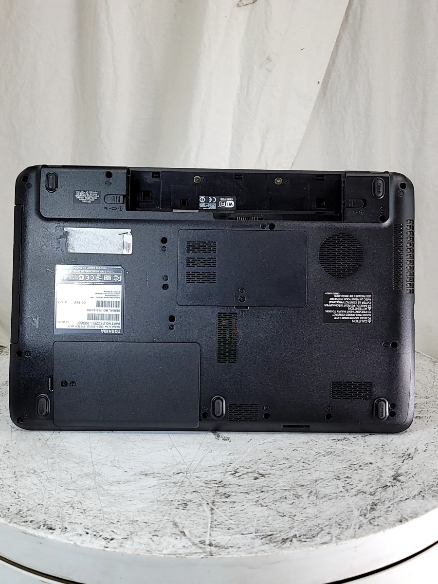 TOSHIBA SATELLITE C655 PC Laptop INTEL CORE I3-2310M 3GB 320GB SEE NOTES