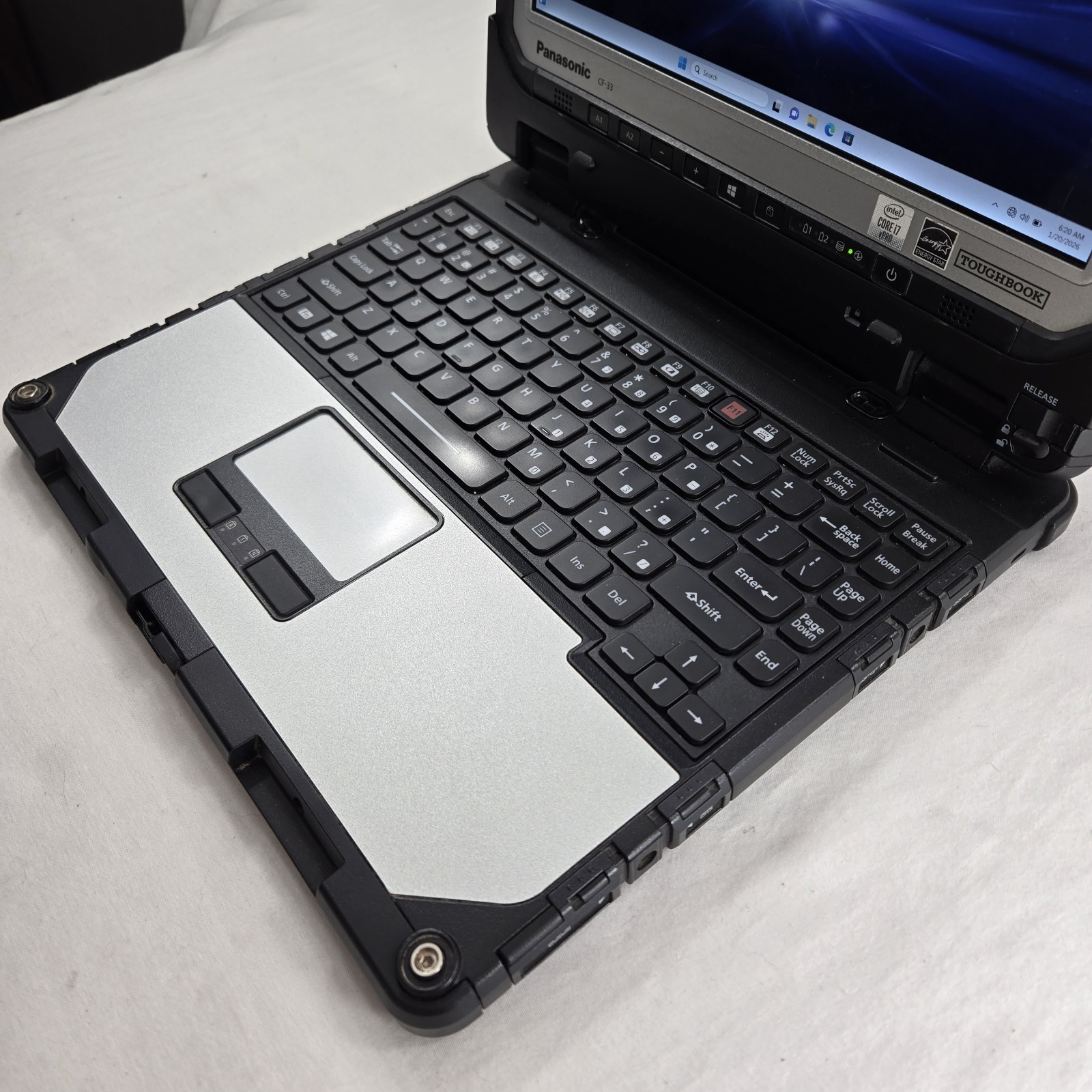 Panasonic Toughbook CF-33 i7-10810U 1.10GHz 512GB SSD 32GB Ram 4G GPS | Grade B-