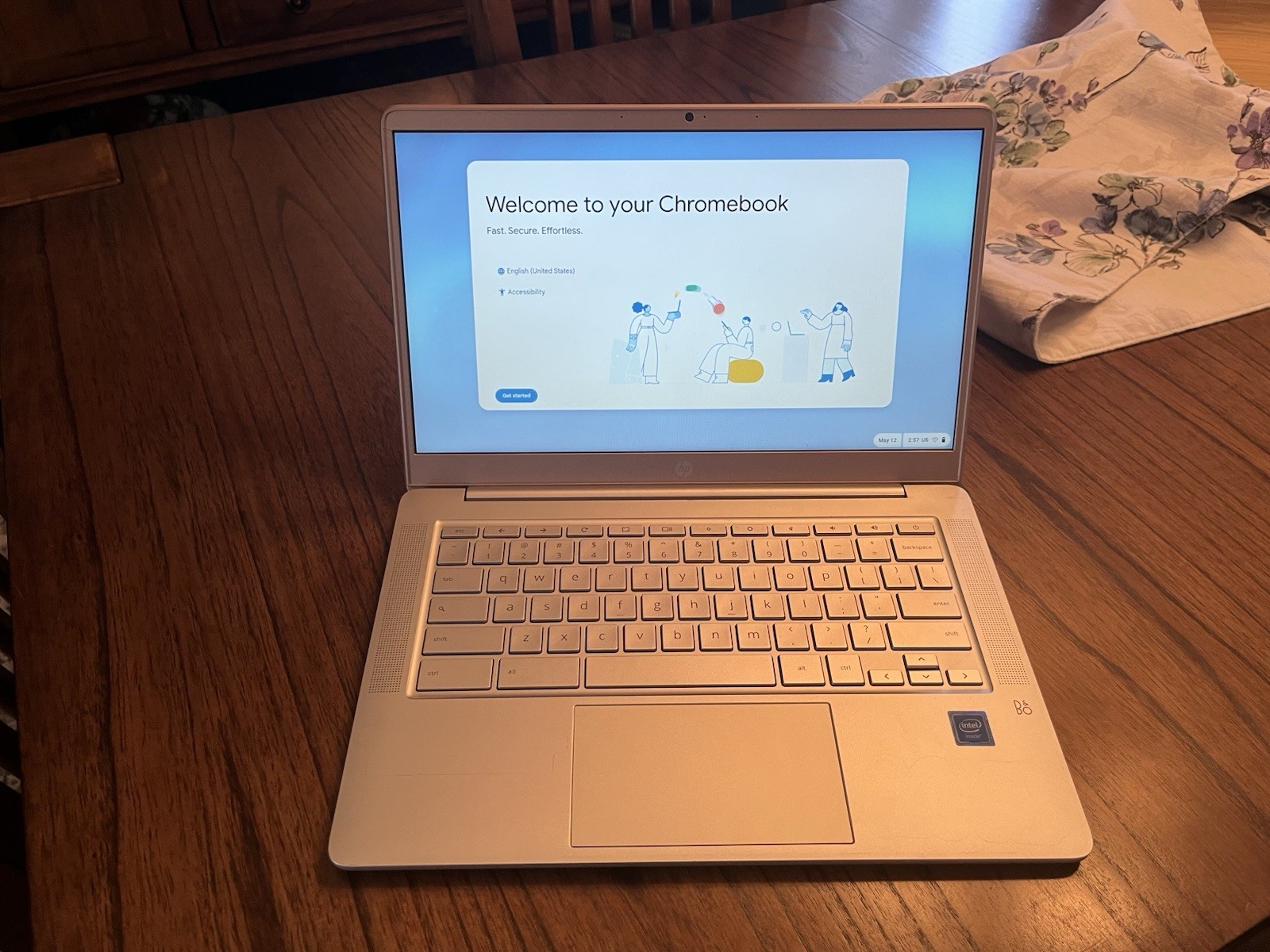 HP Chromebook 14″ Intel Laptop Rose gold Chrome OS USB-C Wi-Fi Webcam Used