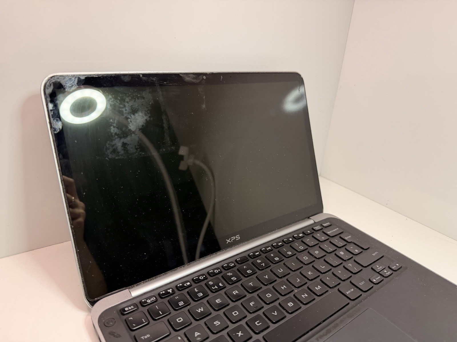 Dell XPS 13 L321X i7-2637M 4GB 128GB SSD 13″ Laptop Boots Damaged Case