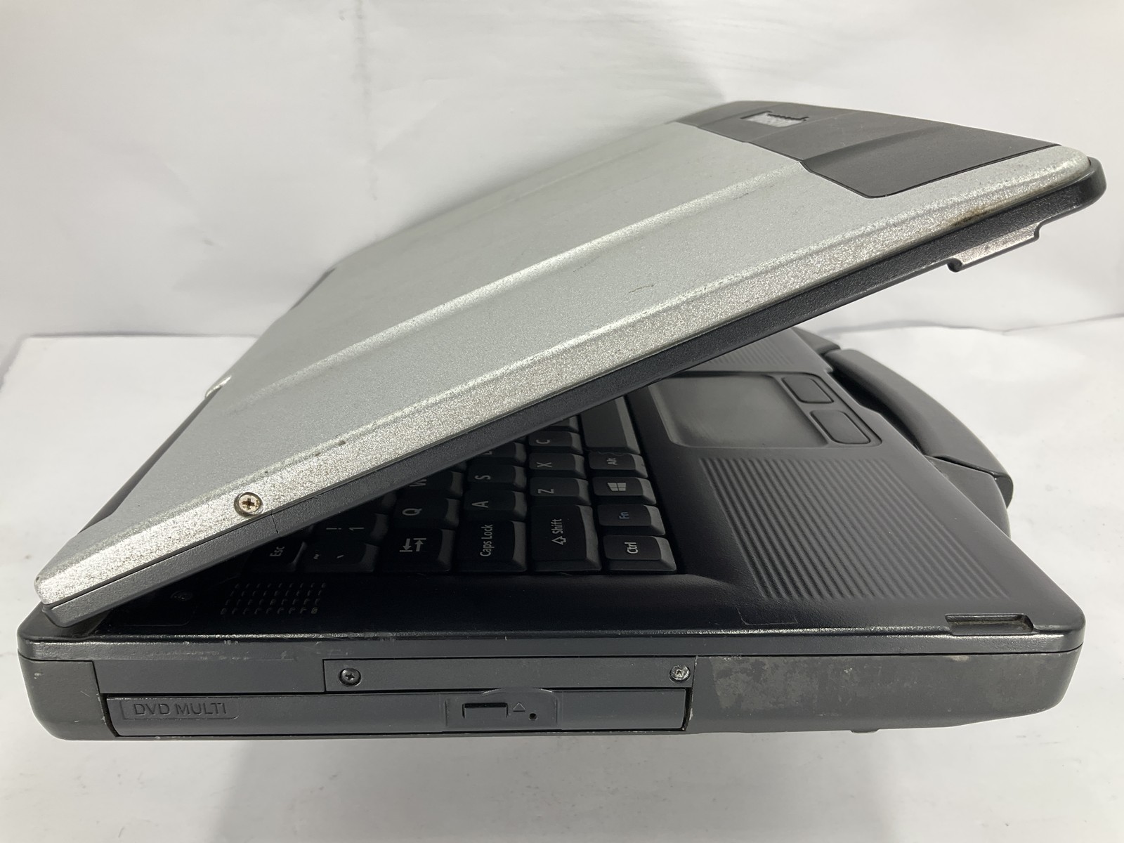 Panasonic ToughBook CF-53 14″ Core i7-3520M 256GB 8GB NO OS