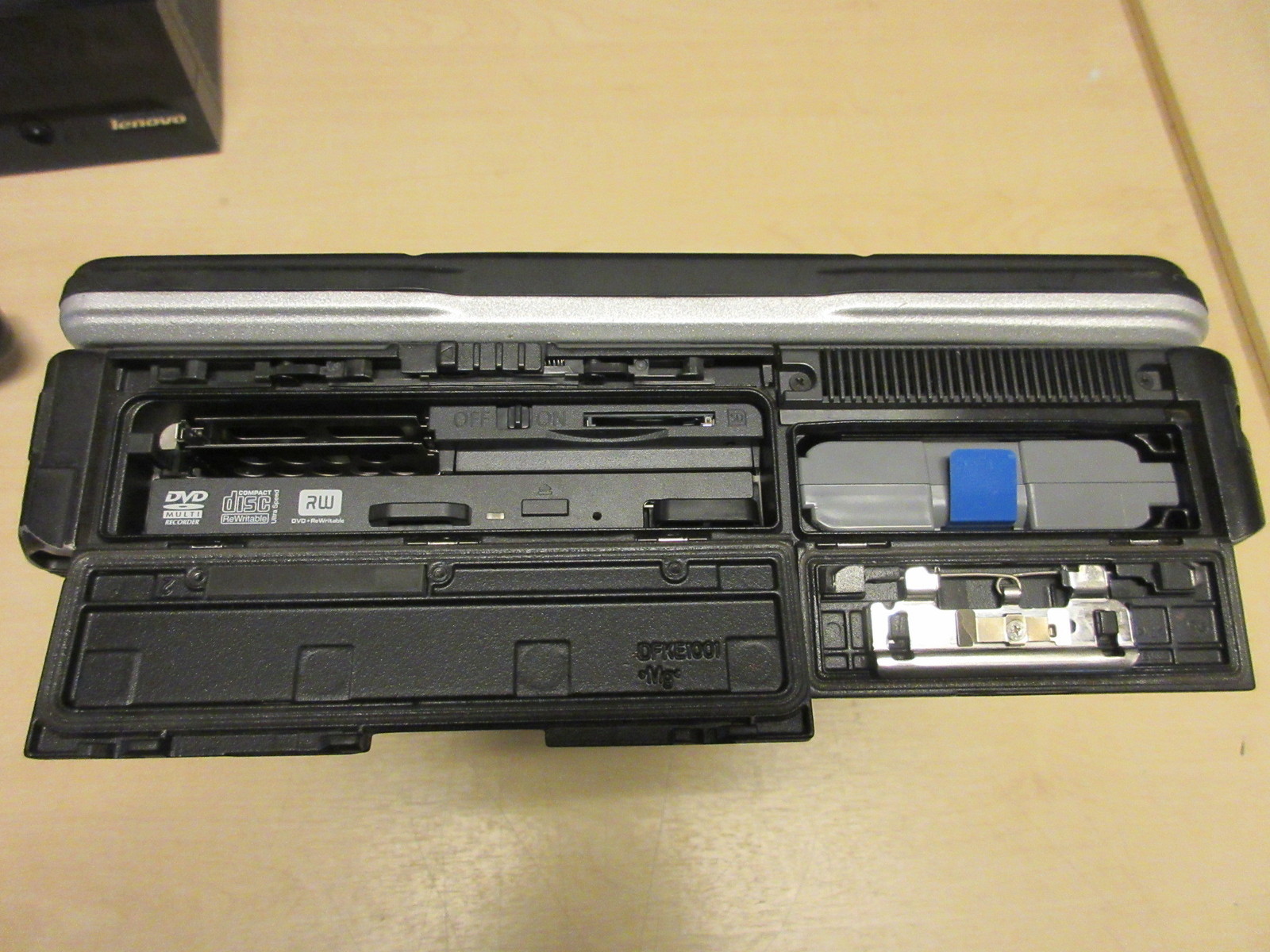 PANASONIC CF-31 CF-31HTB15FF MK1 Rugged Toughbook I5 2.4 4GB DDR3 TOUCHSCREEN W7