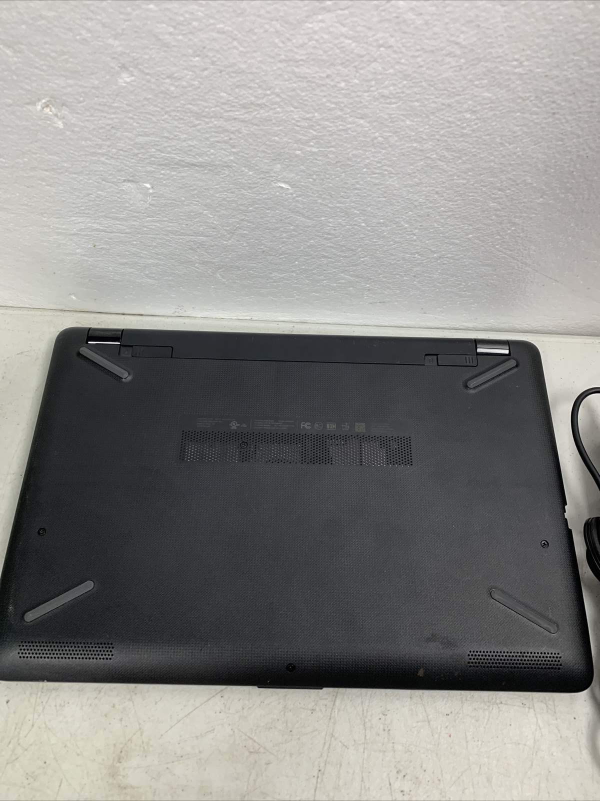 HP 9461NGW 15.6” Intel N4000 4GB RAM 1TB Hard Drive HDD Intel UHD Graphics