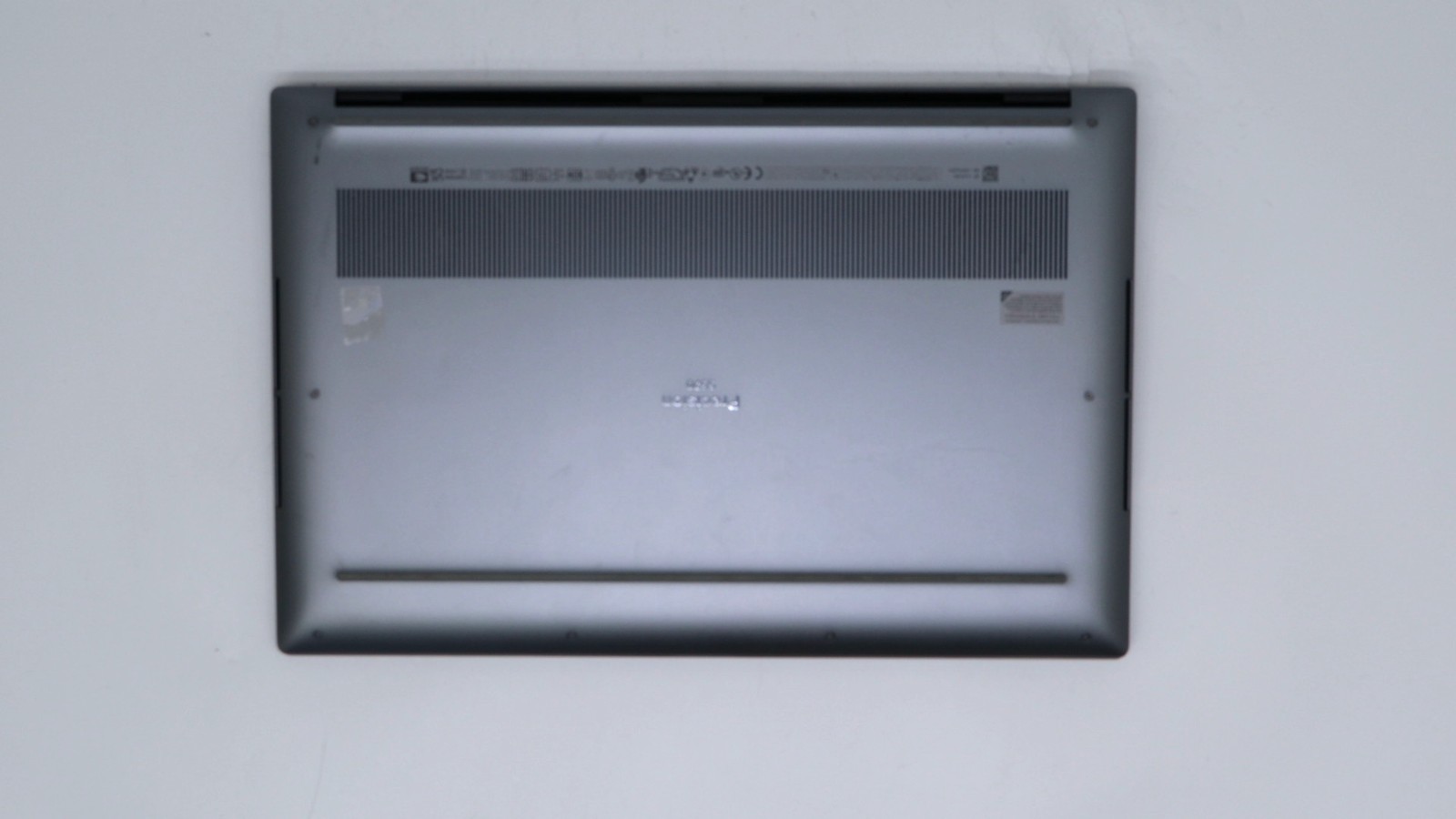 Dell Precision 5570 15″ i5-12600h 16GB 256GB – Good