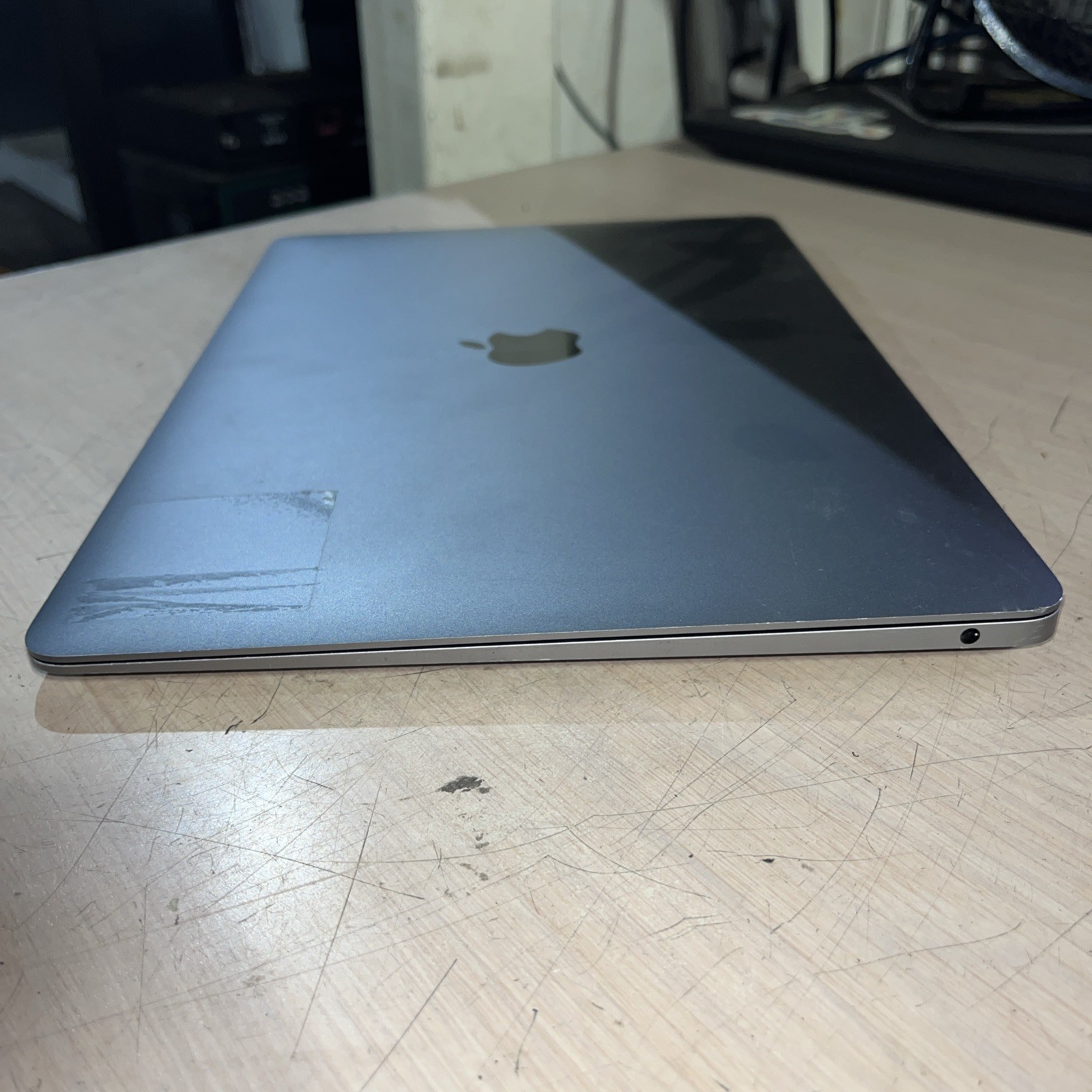 APPLE MACBOOK AIR 13″ SCISSOR, 2020 CORE I3-1000NG4 1.1GHZ 8GB RAM 256SSD