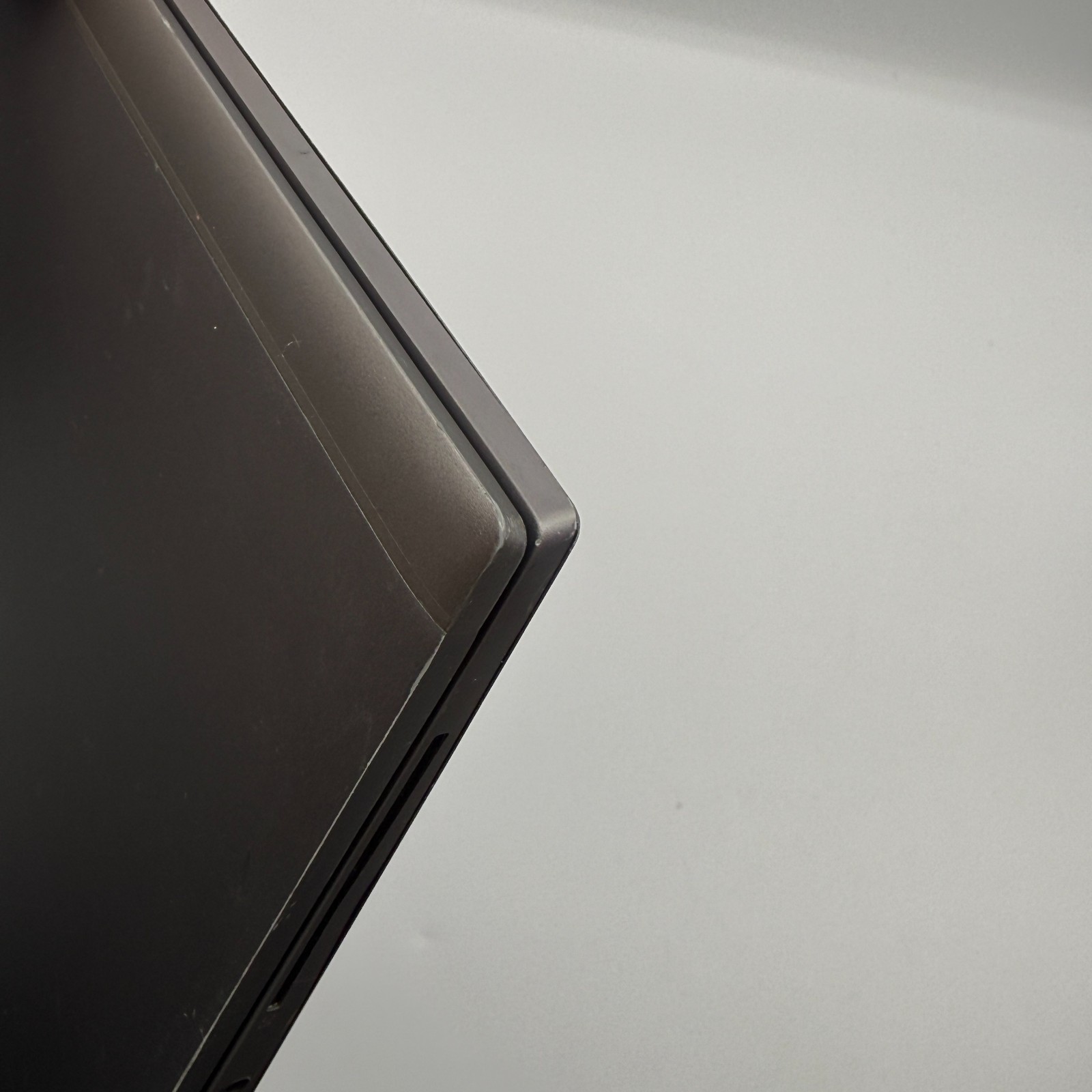 HP ZBook Fury 15.6″ G8 Mobile Workstation i7-11850H 48GB RAM 256GB SSD RTX A3000