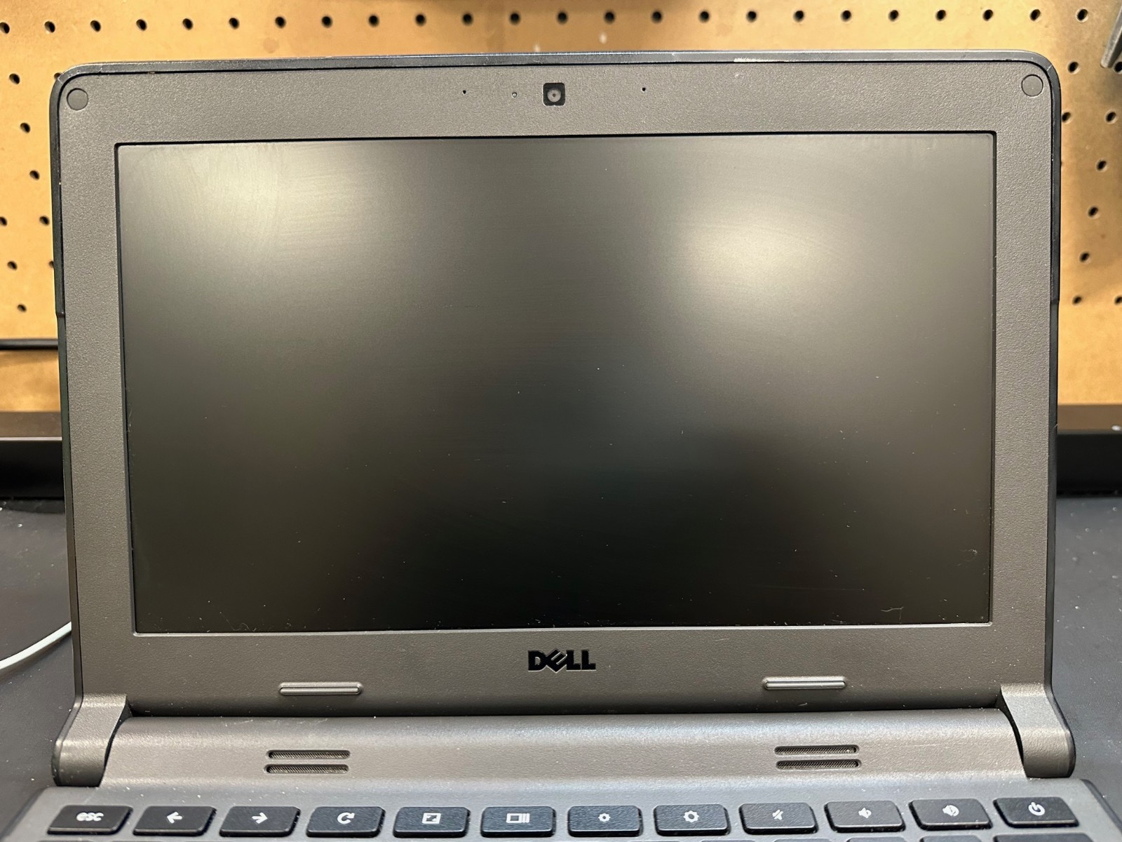 Dell Chromebook 11 P22T Intel Celeron N2840 2.16GHz 2GB RAM 16GB SSD Webcam Dell