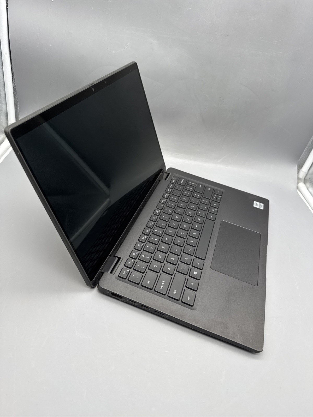 Dell Latitude Laptop 7410 14″ FHD i5-10310 1.7 GHz-8GB RAM-256 GB HDD,NO OS