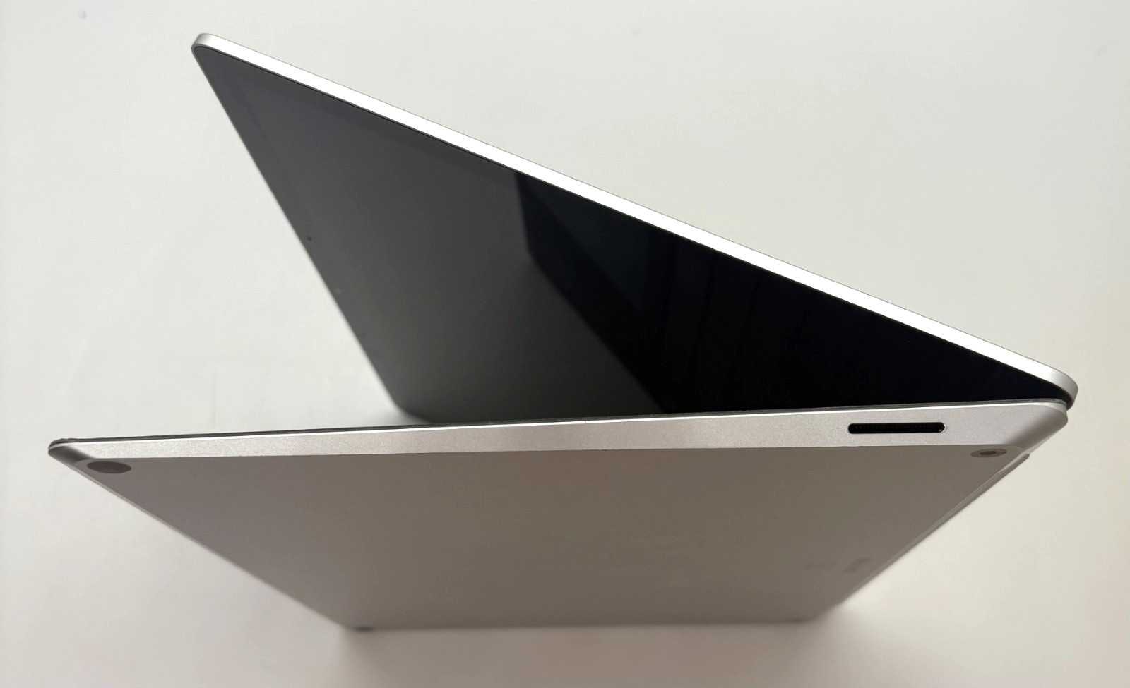 Microsoft Surface Laptop 3 1867 13.5″ Touch i5-1035G7 8GB 128GB W11P Touchscreen